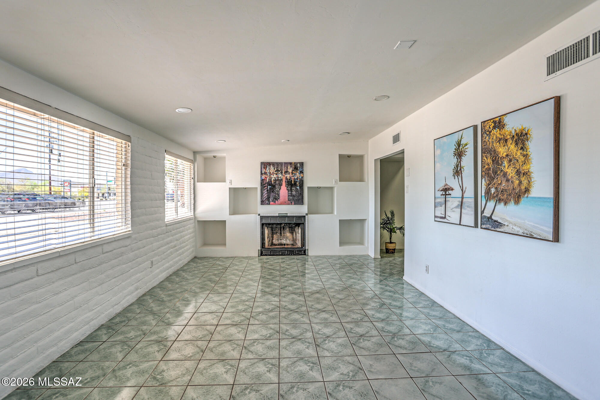 Casas Del Oeste(1-79) - Residential