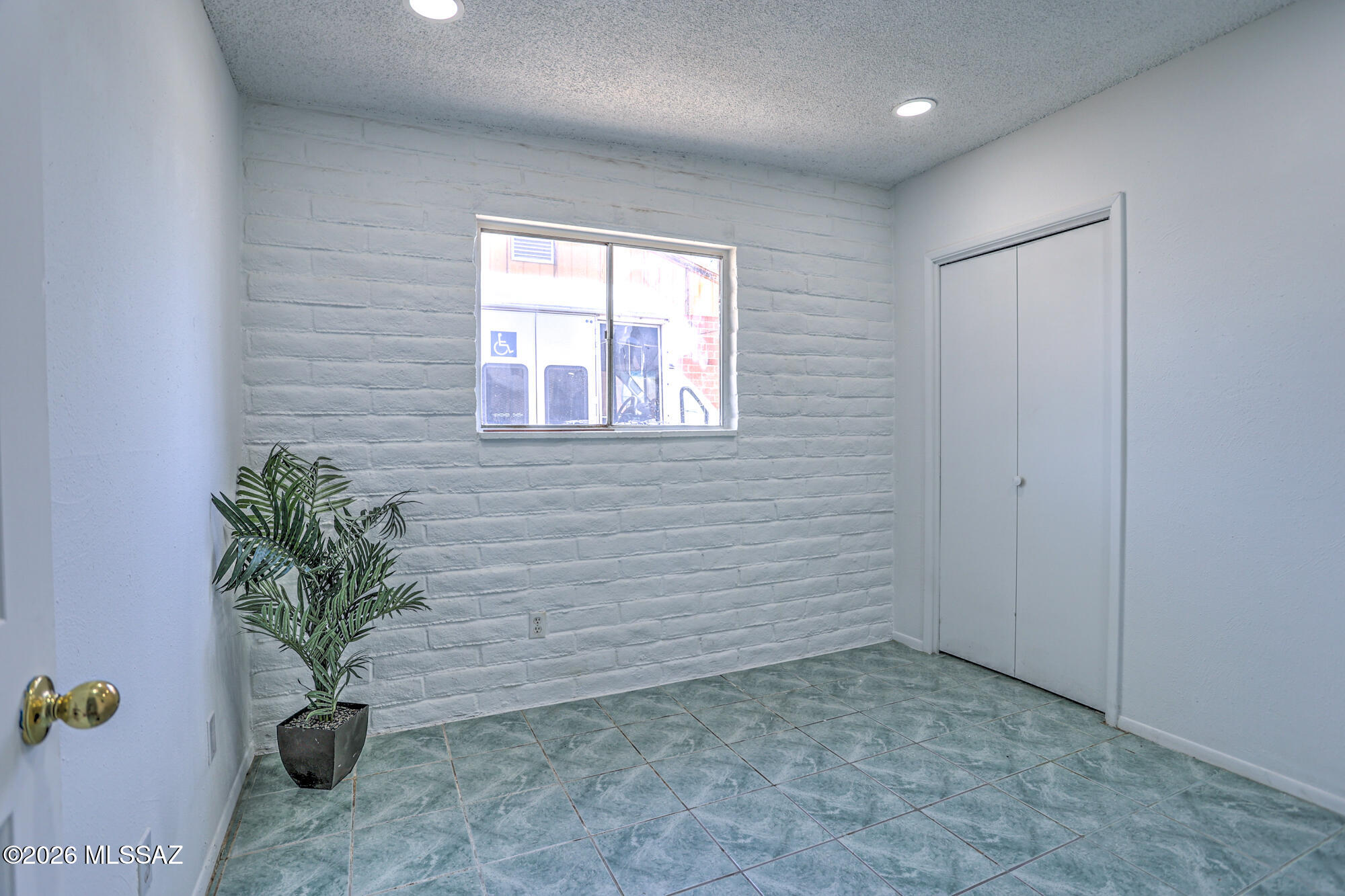 Casas Del Oeste(1-79) - Residential