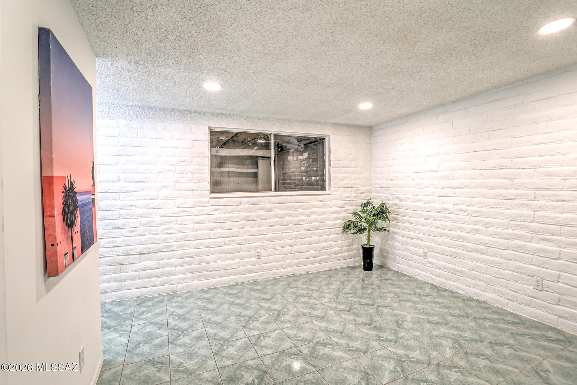 Casas Del Oeste(1-79) - Residential