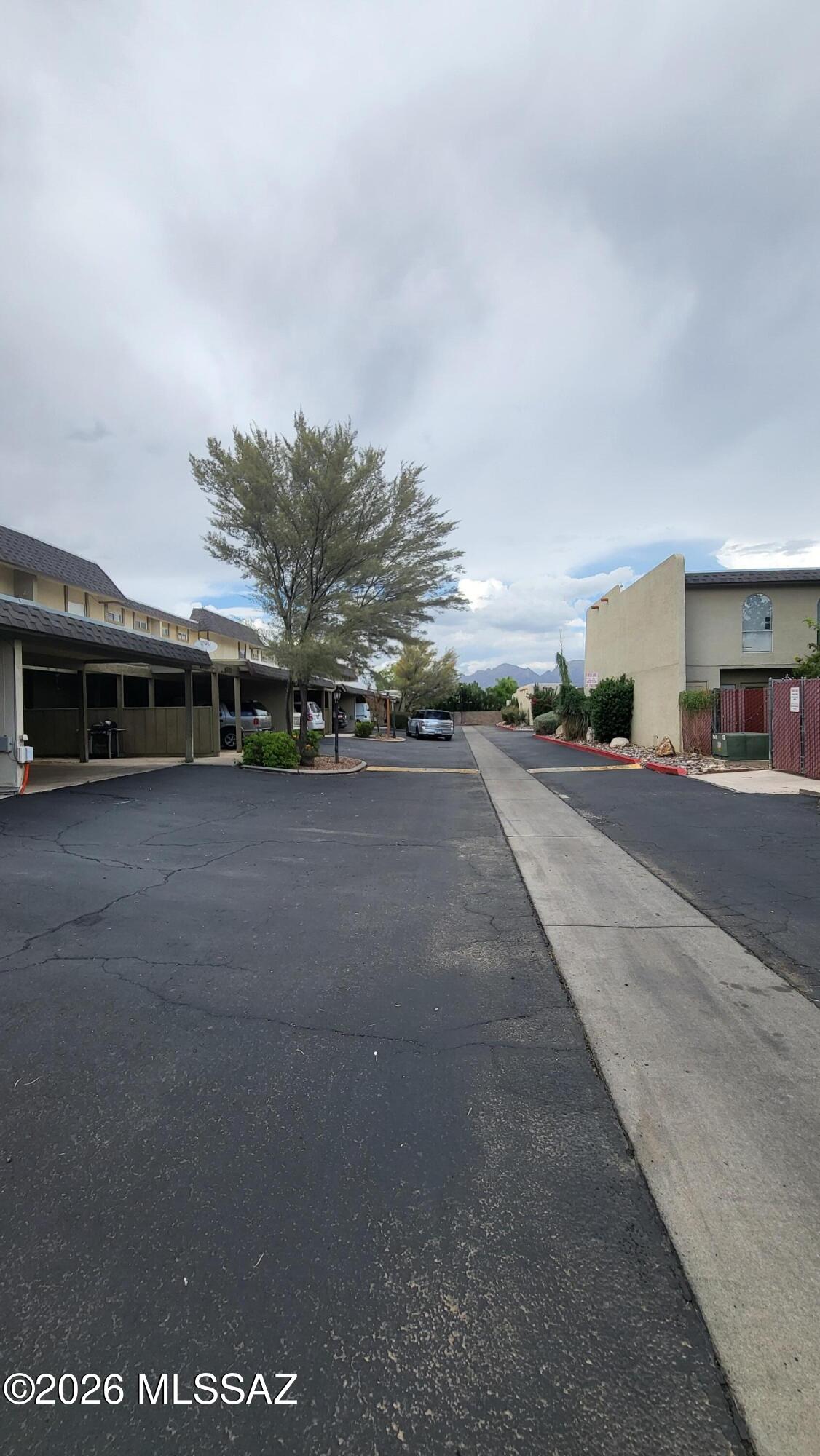 Valle Cereza (1-59) - Residential