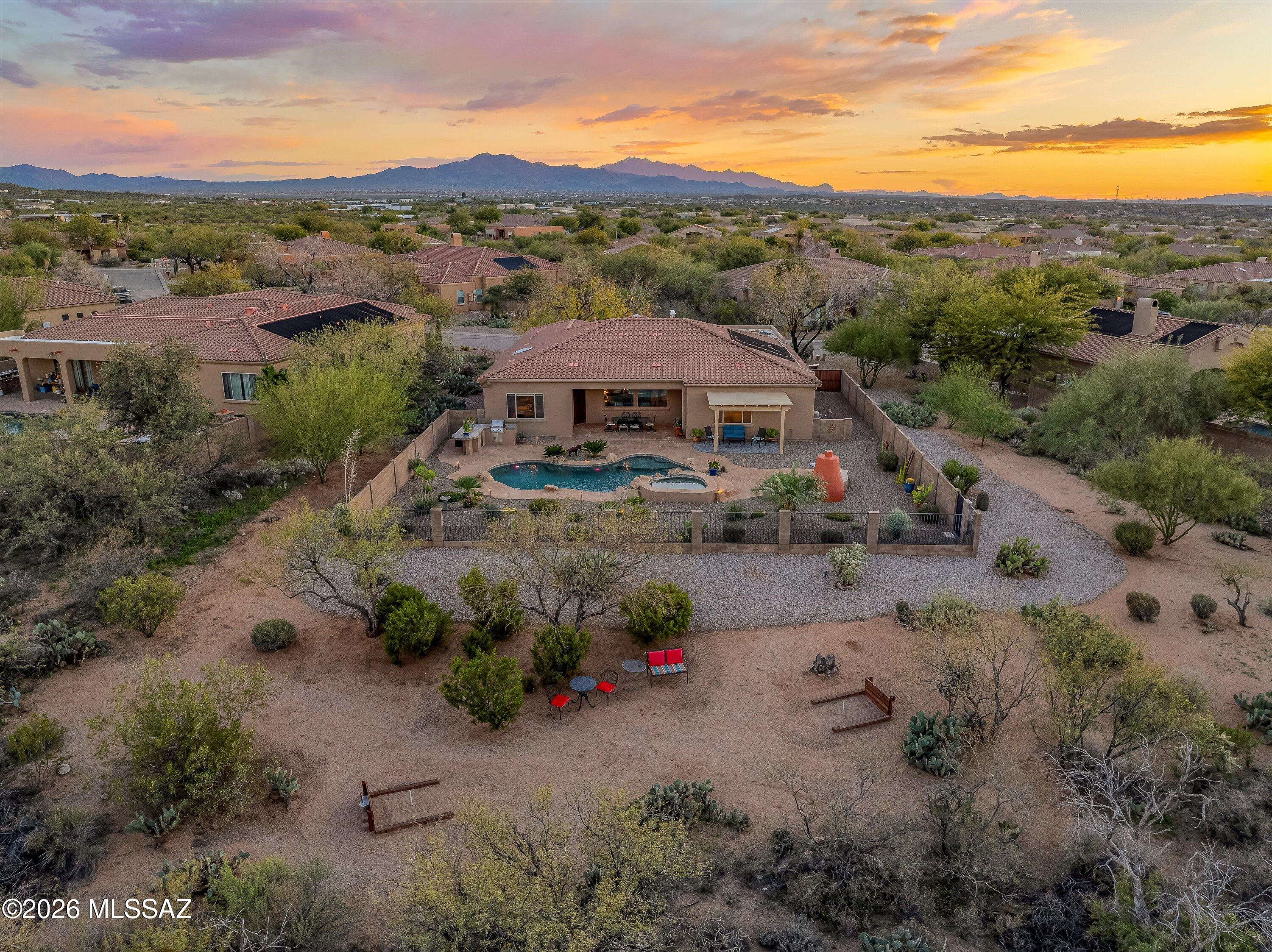 10561 S Coyote Melon Loop