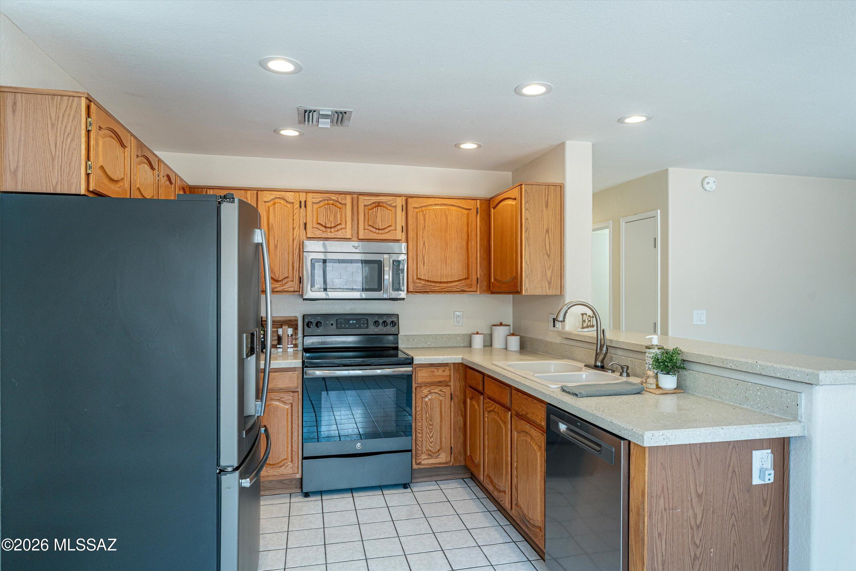 5317 W Swallow Drive