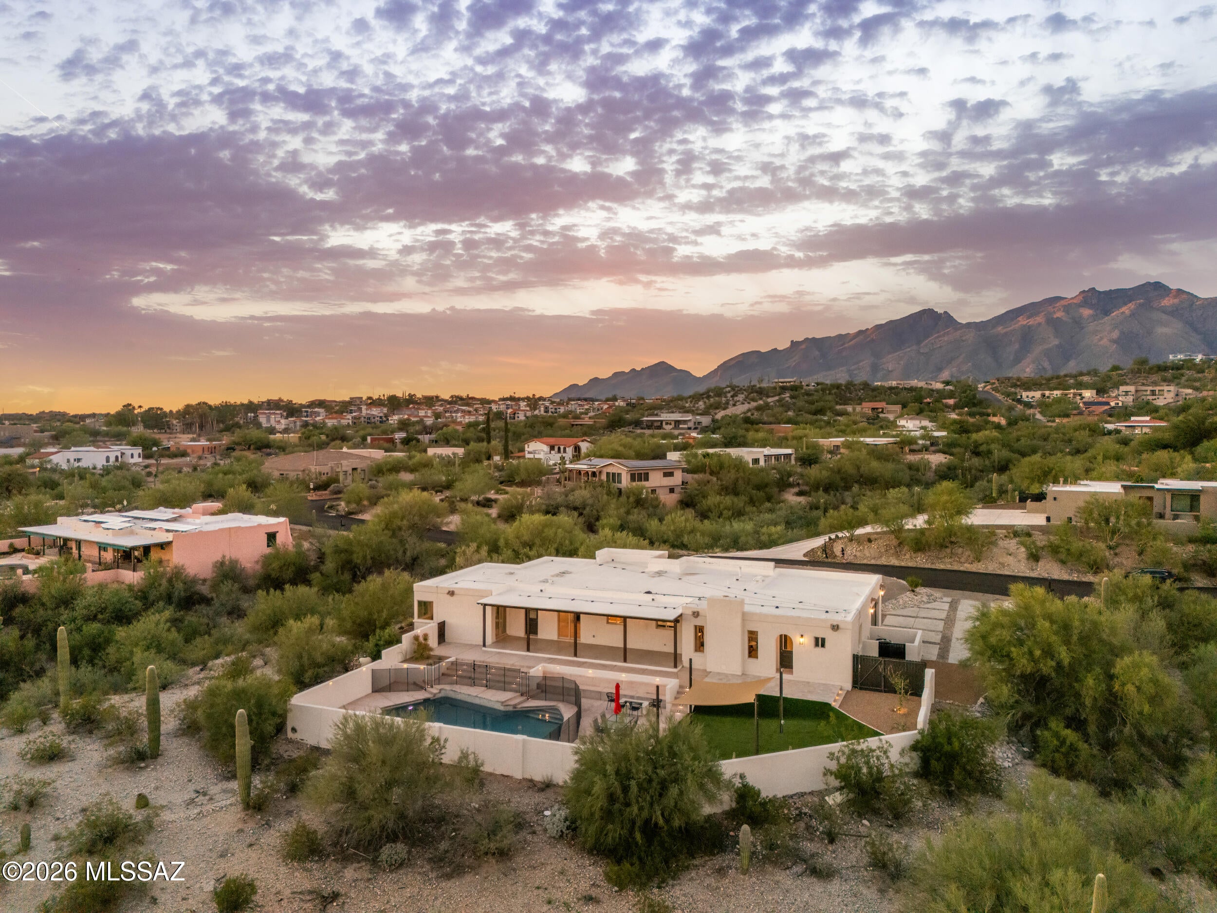 5960 E Calle Agua Verde