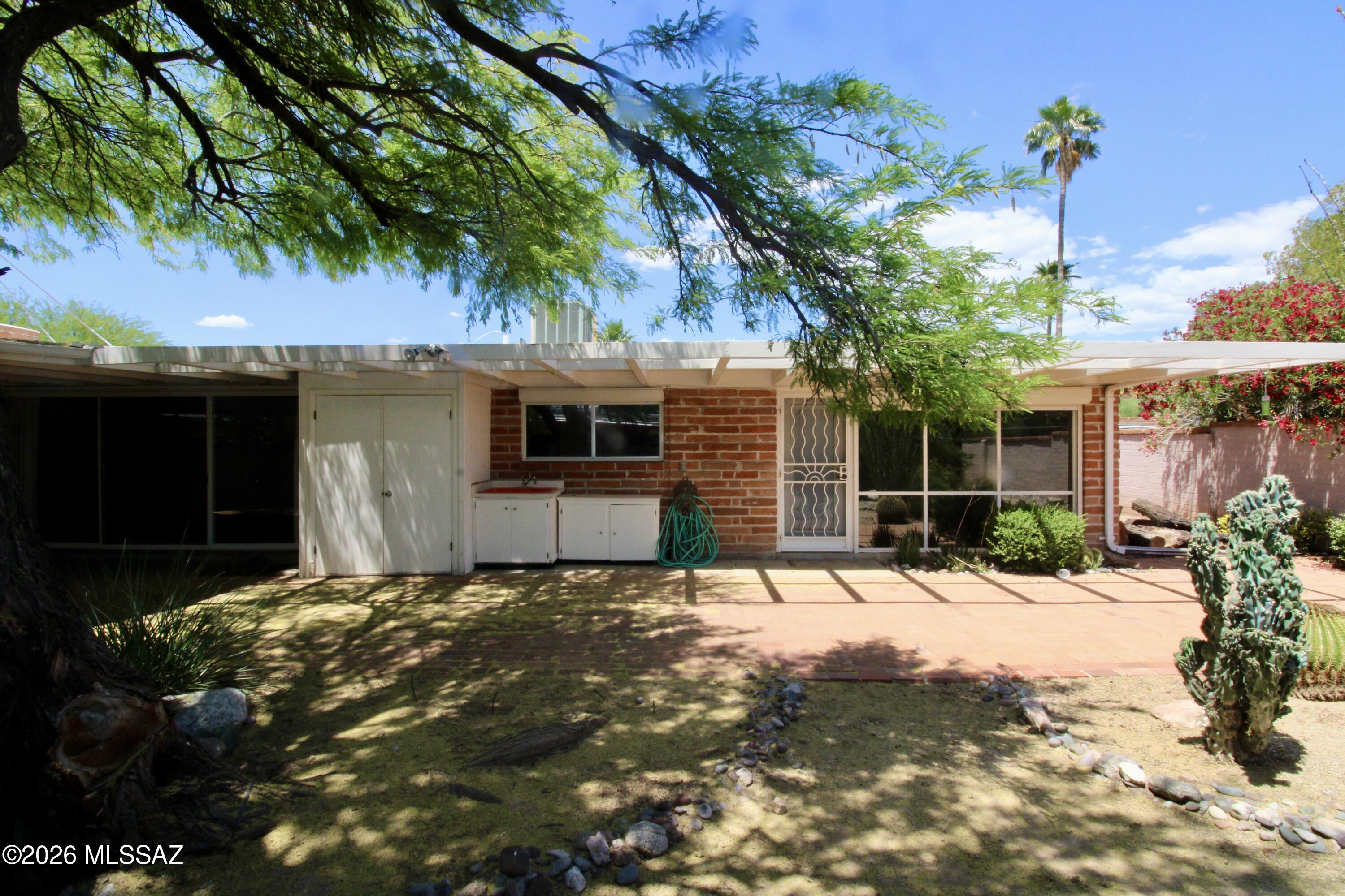 Highland Vista - Residential Lease