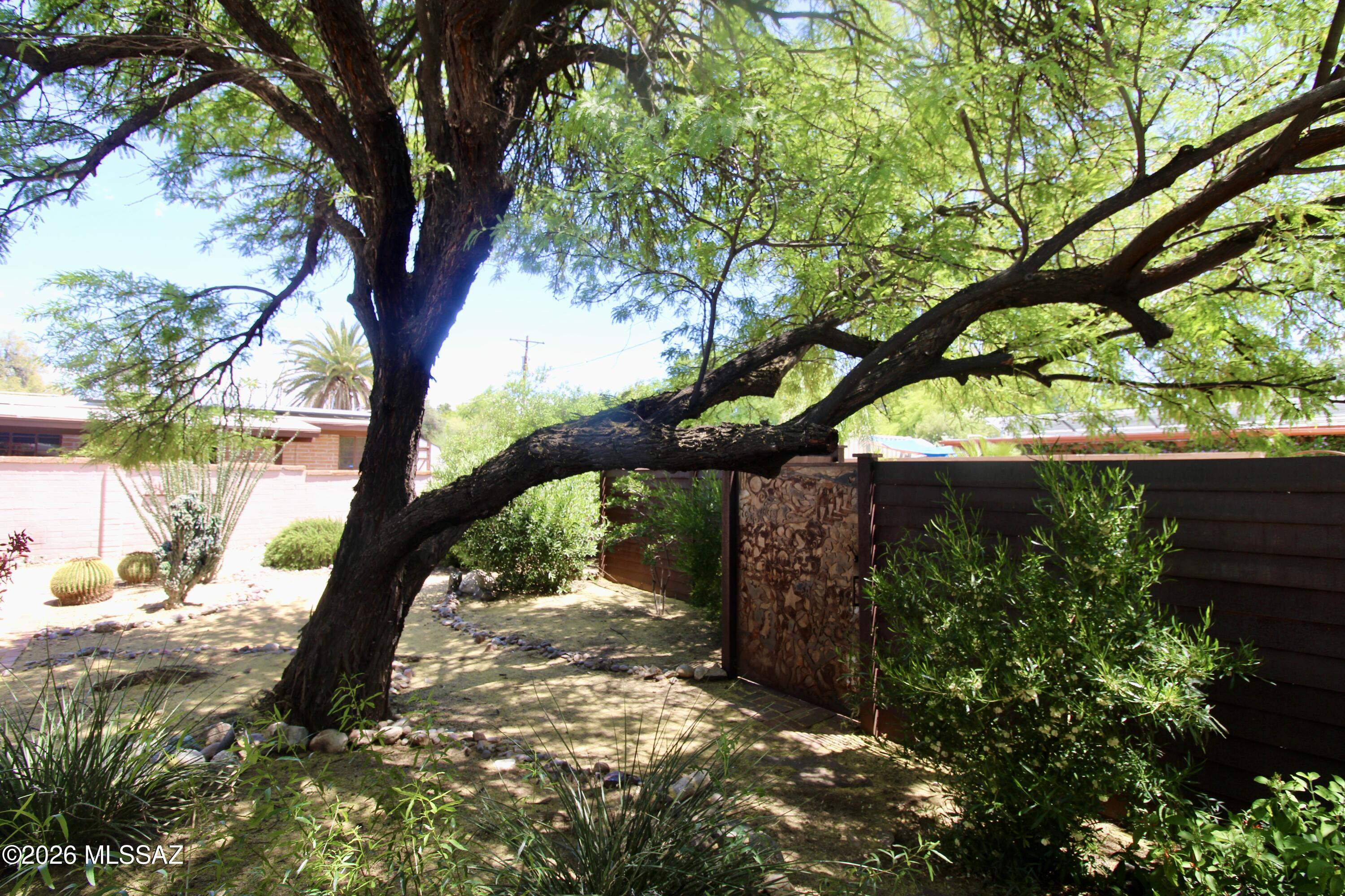 Highland Vista - Residential Lease