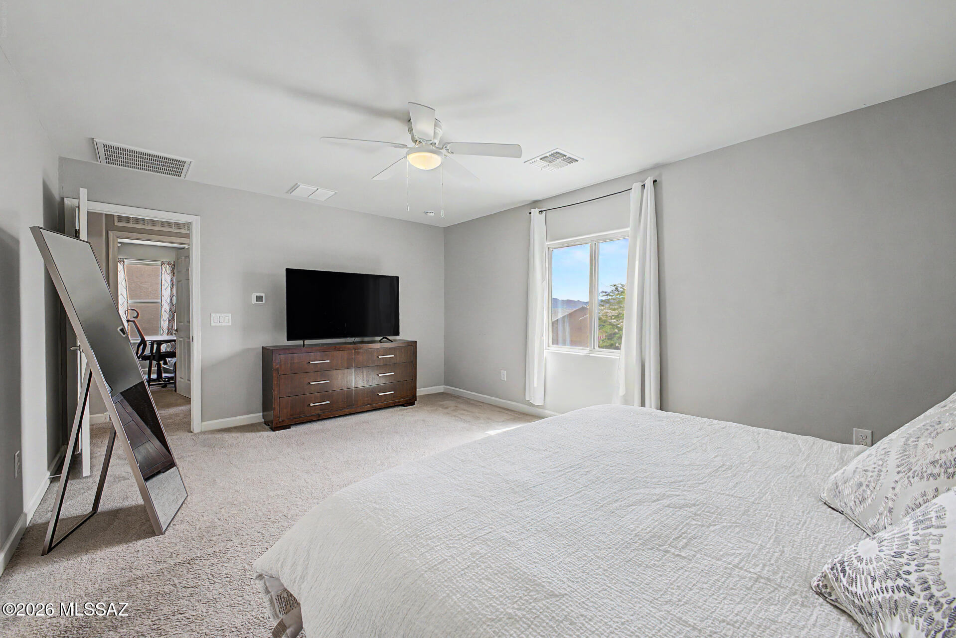 Vista Del Lago Norte SQ20140780198 - Residential