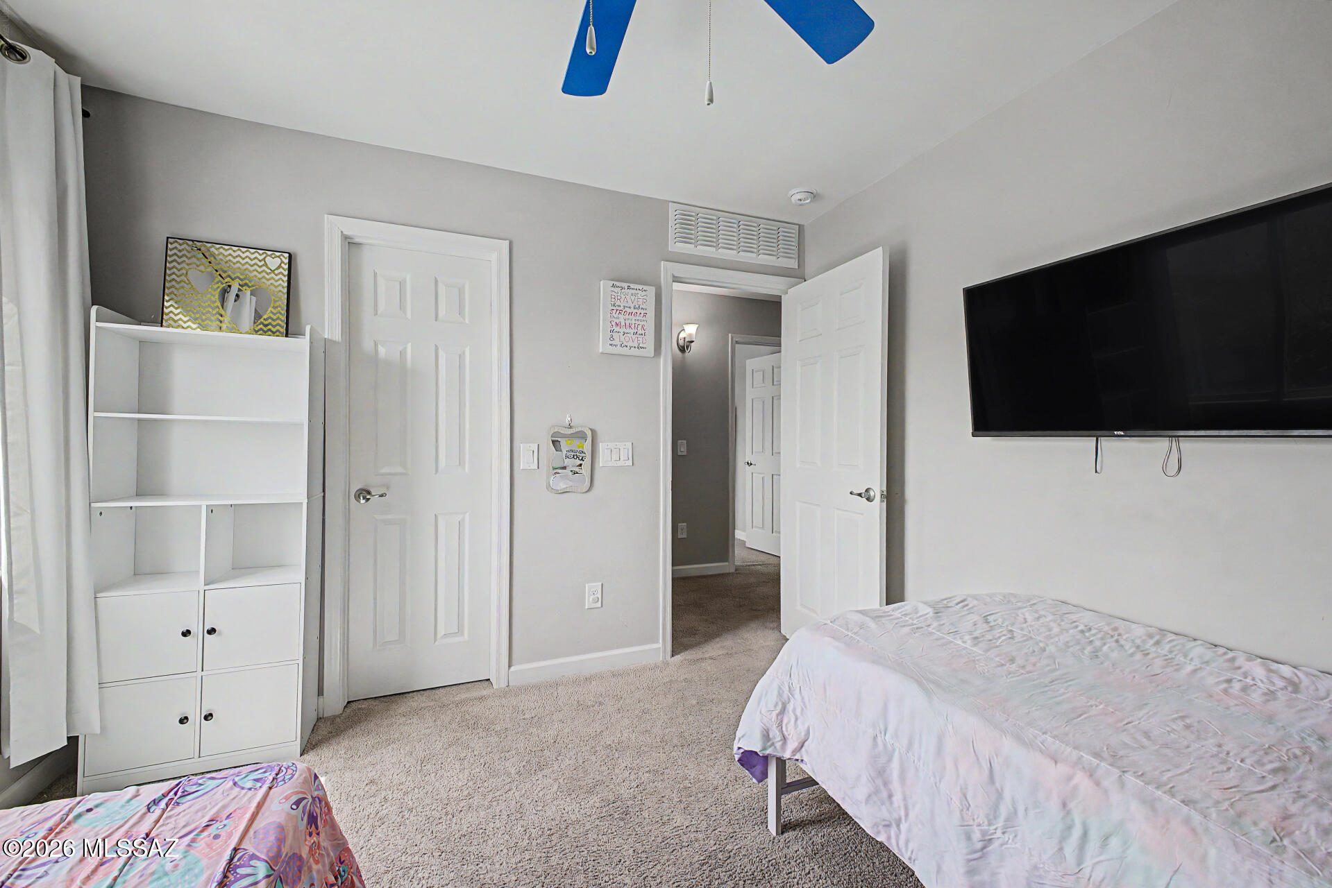 Vista Del Lago Norte SQ20140780198 - Residential