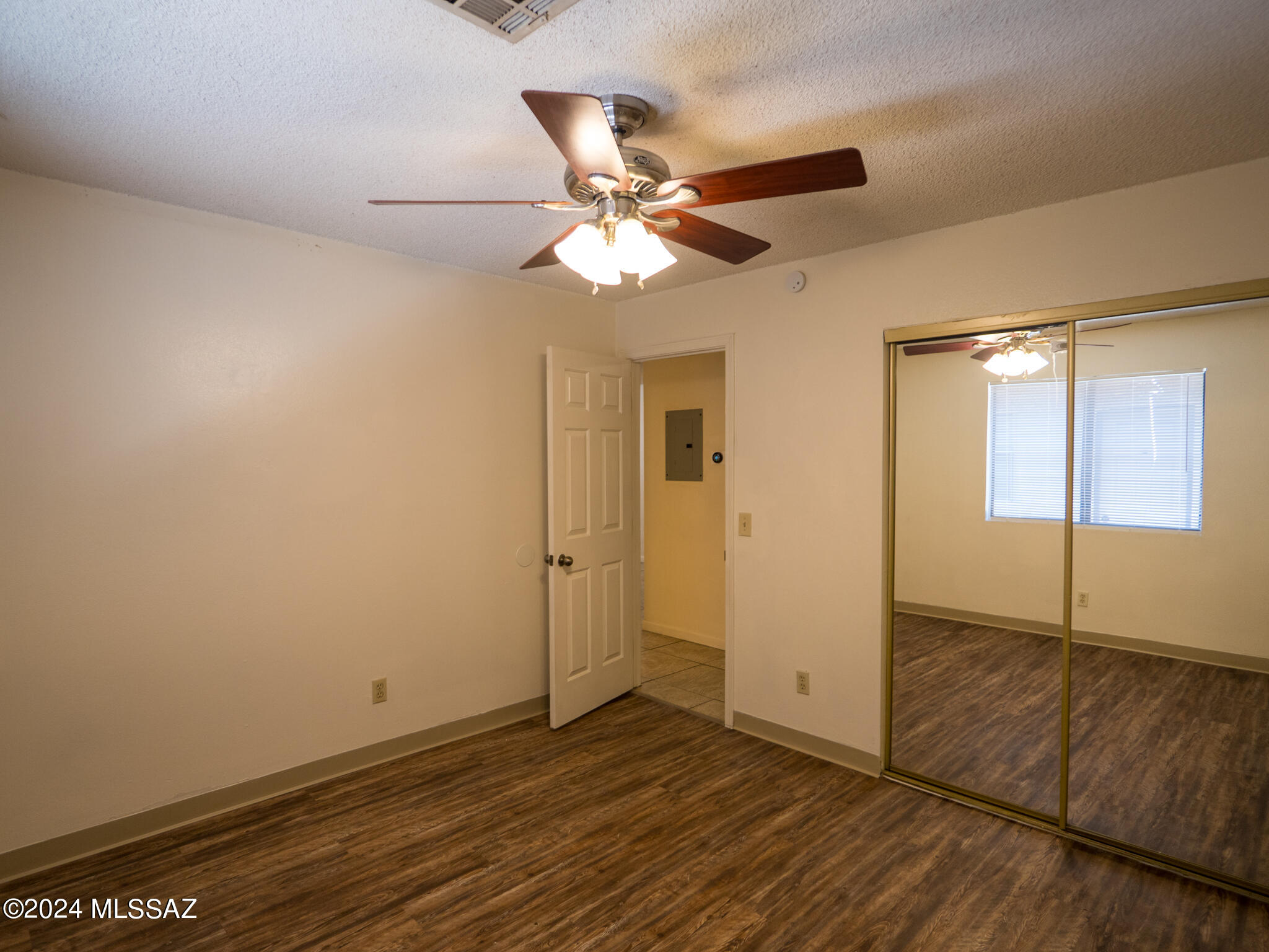 Unsubdivided - Residential Lease