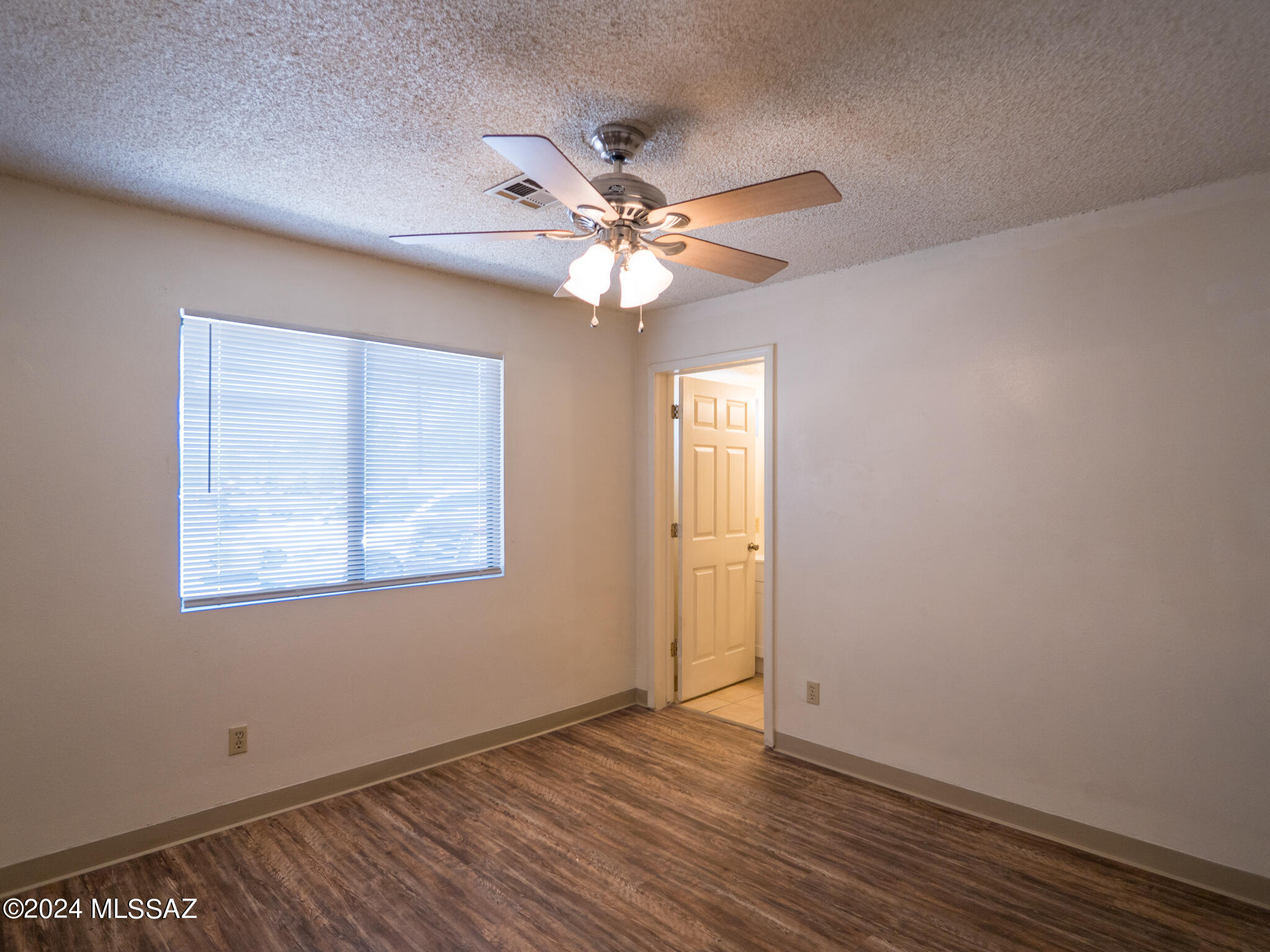 Unsubdivided - Residential Lease