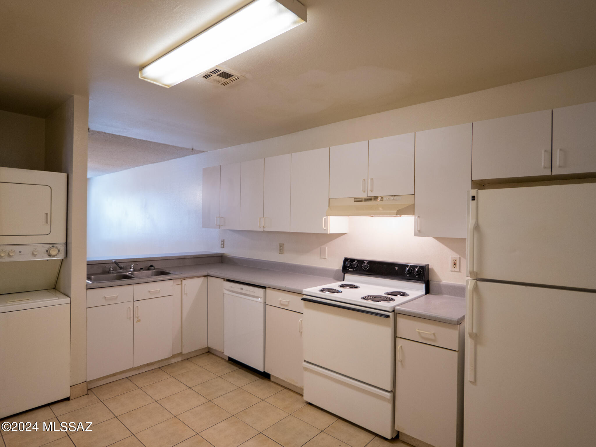 Unsubdivided - Residential Lease