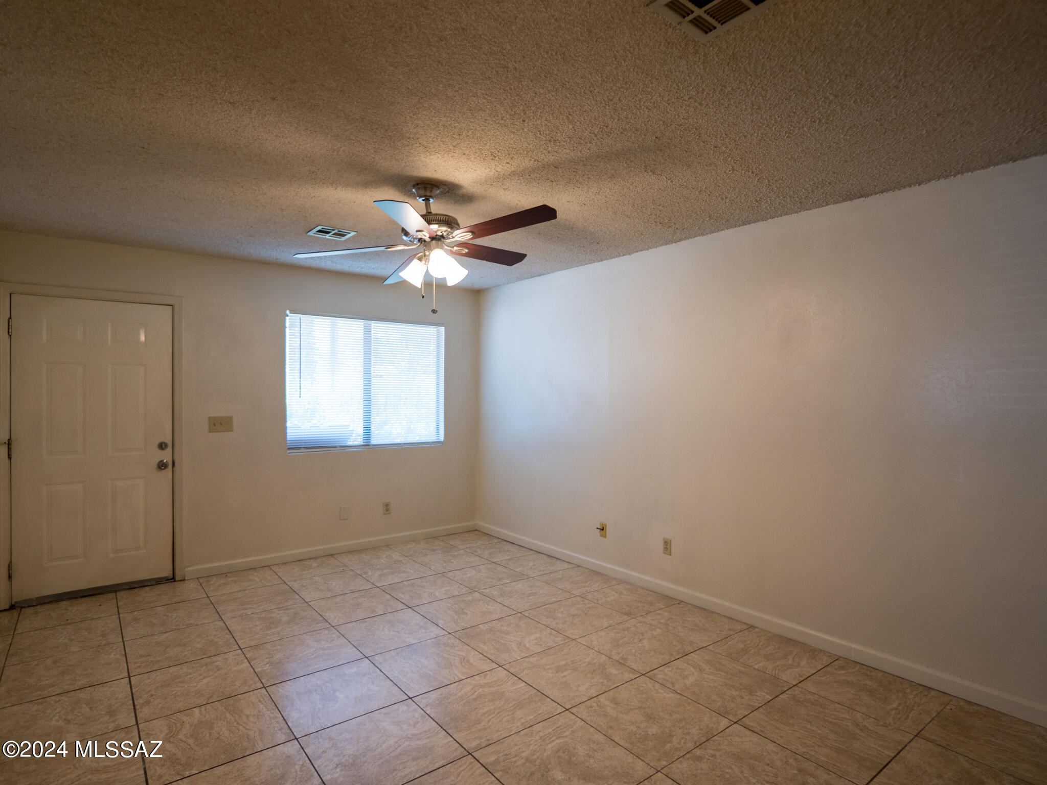 Unsubdivided - Residential Lease