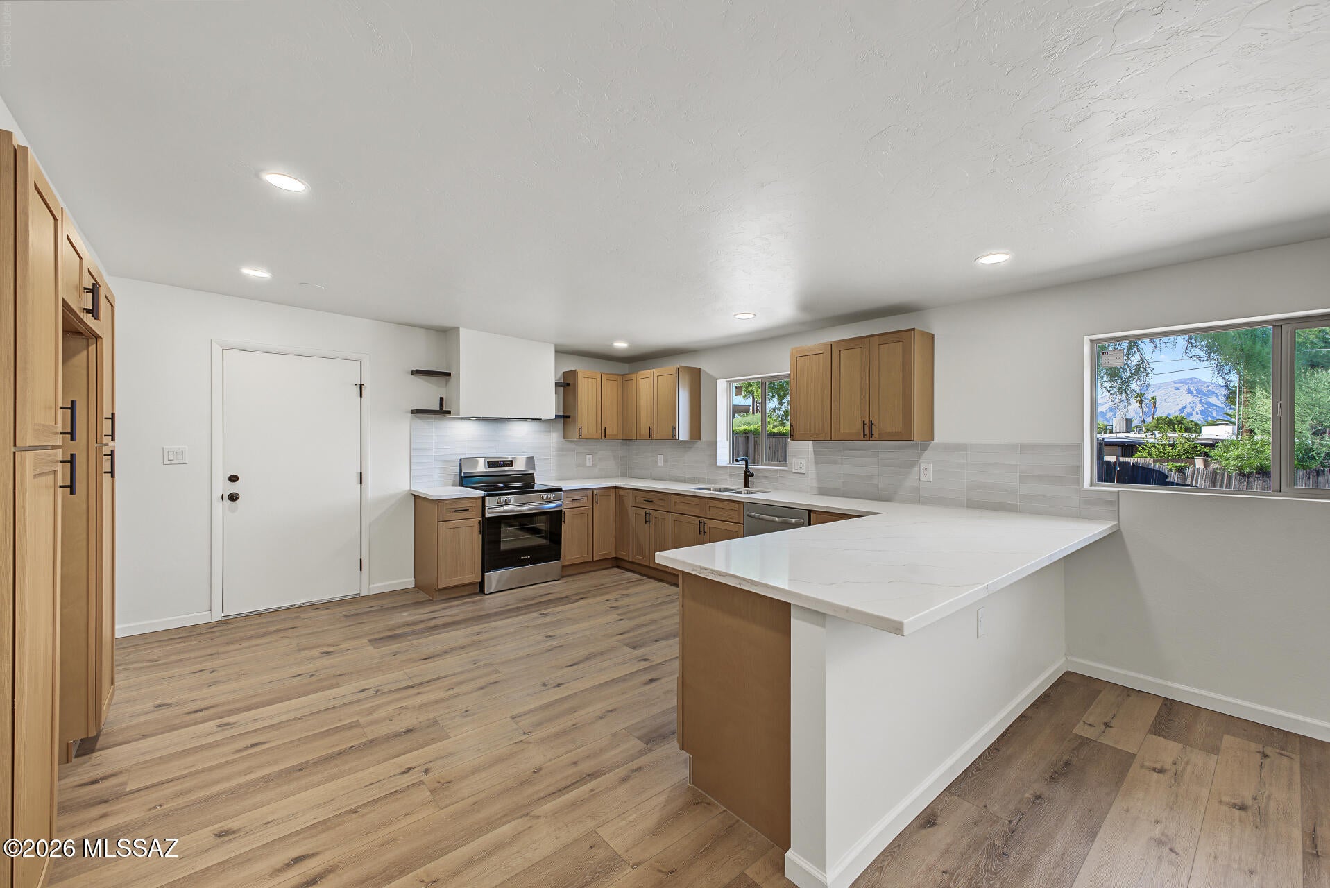 8747 E Lancaster Road