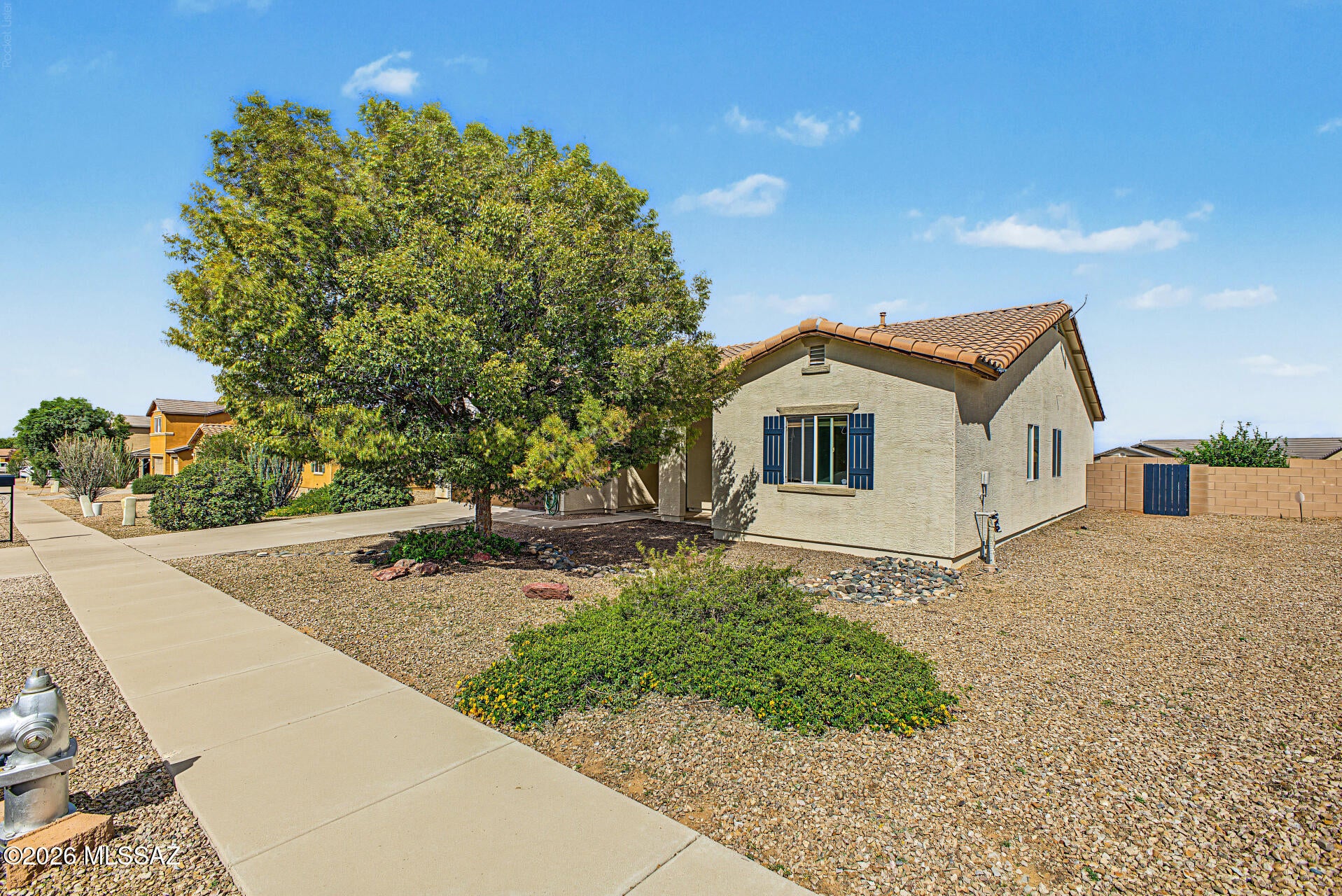 560 W Charles L Mckay Street