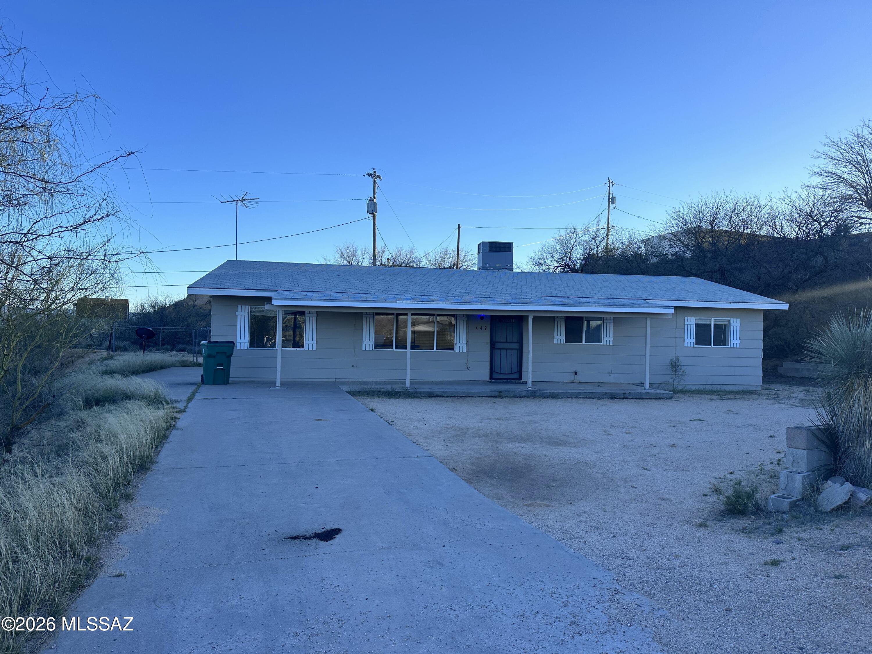 442 E Silverwood Lane