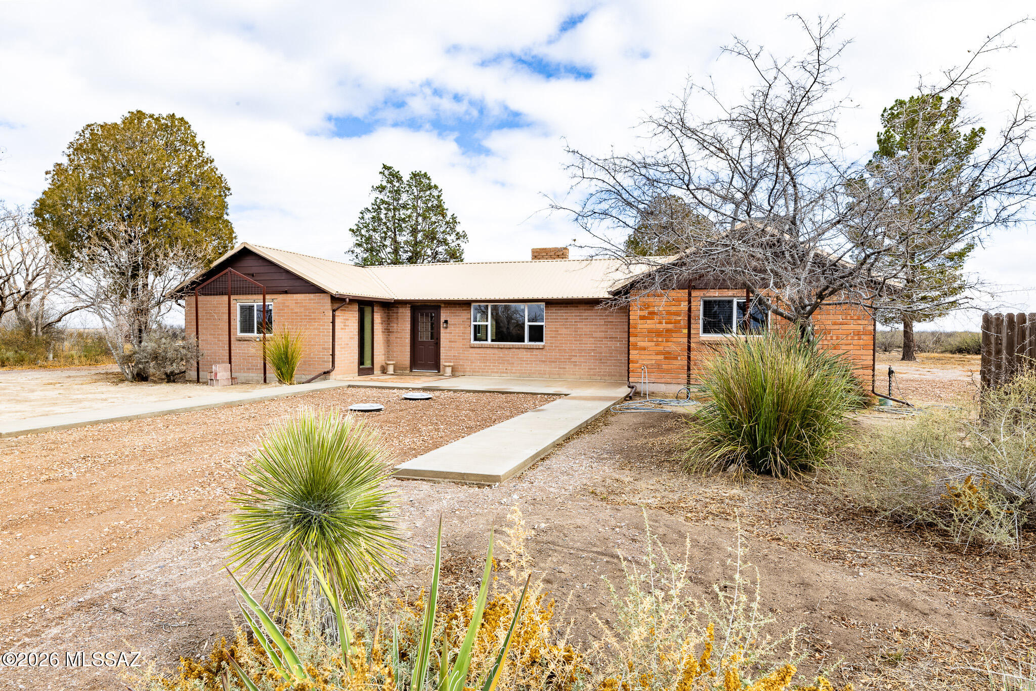 1807 E Kimzey Road