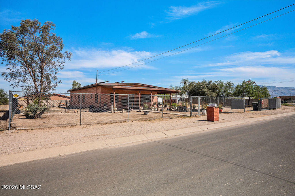 El Rio Acres - Residential