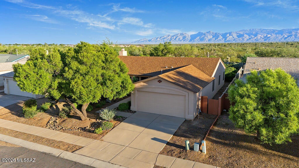 10131 E Hummingbird Meadow Way