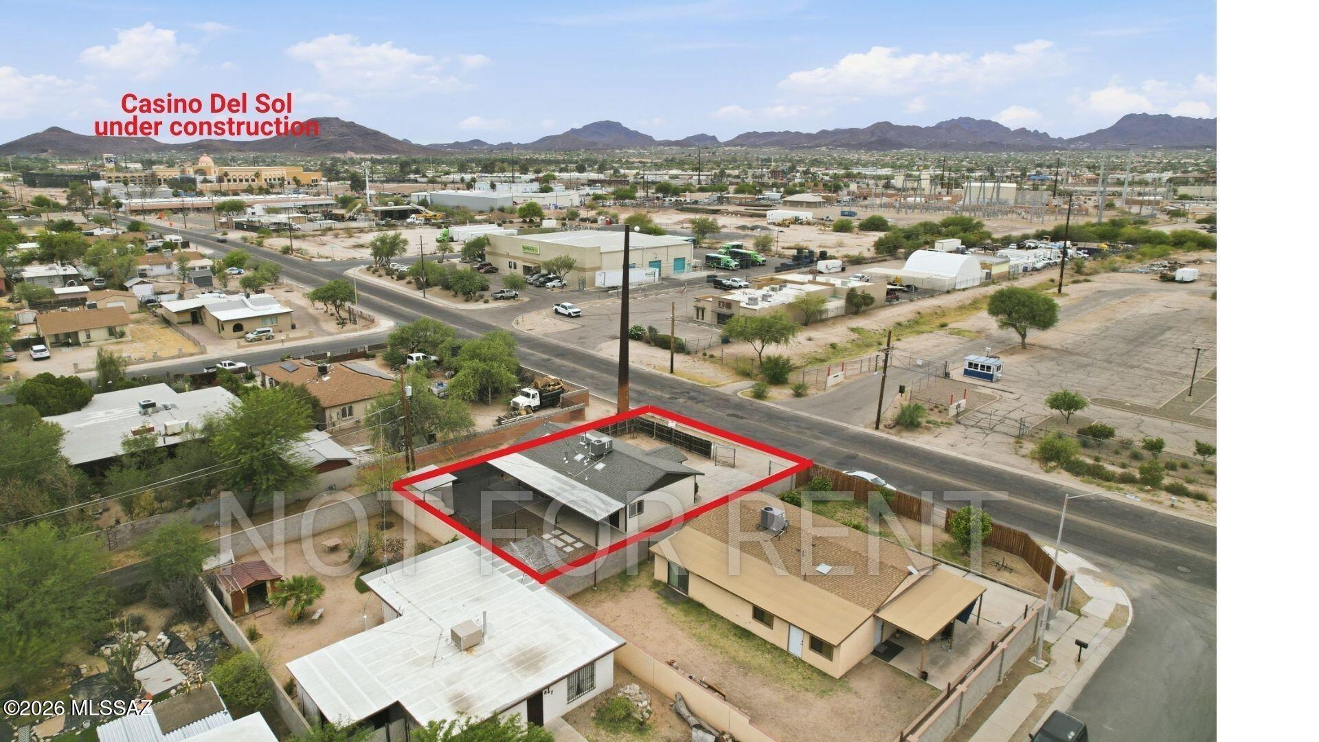Miracle Mile Manor - Residential
