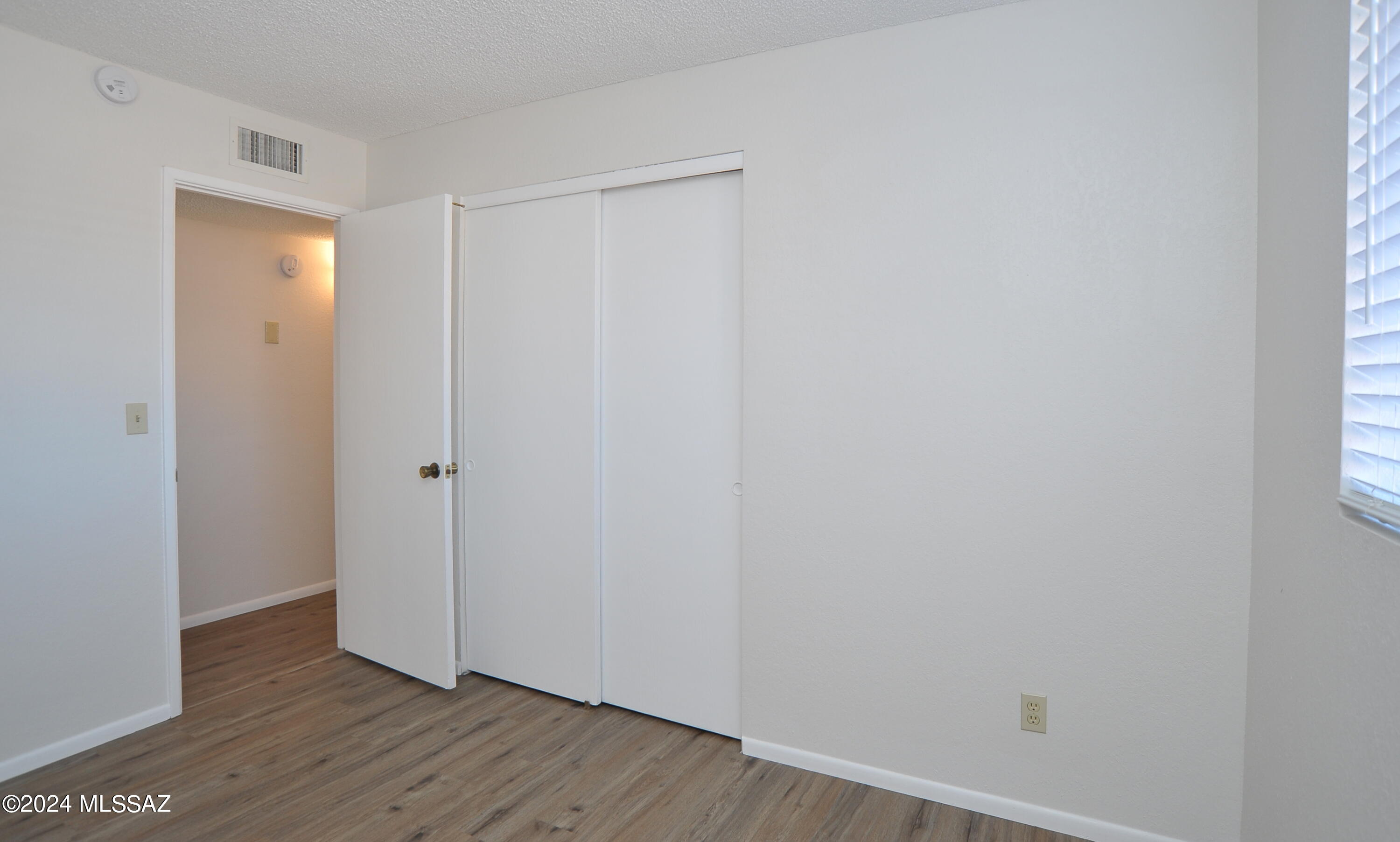 Briargate Resub. (1-126) - Residential Lease