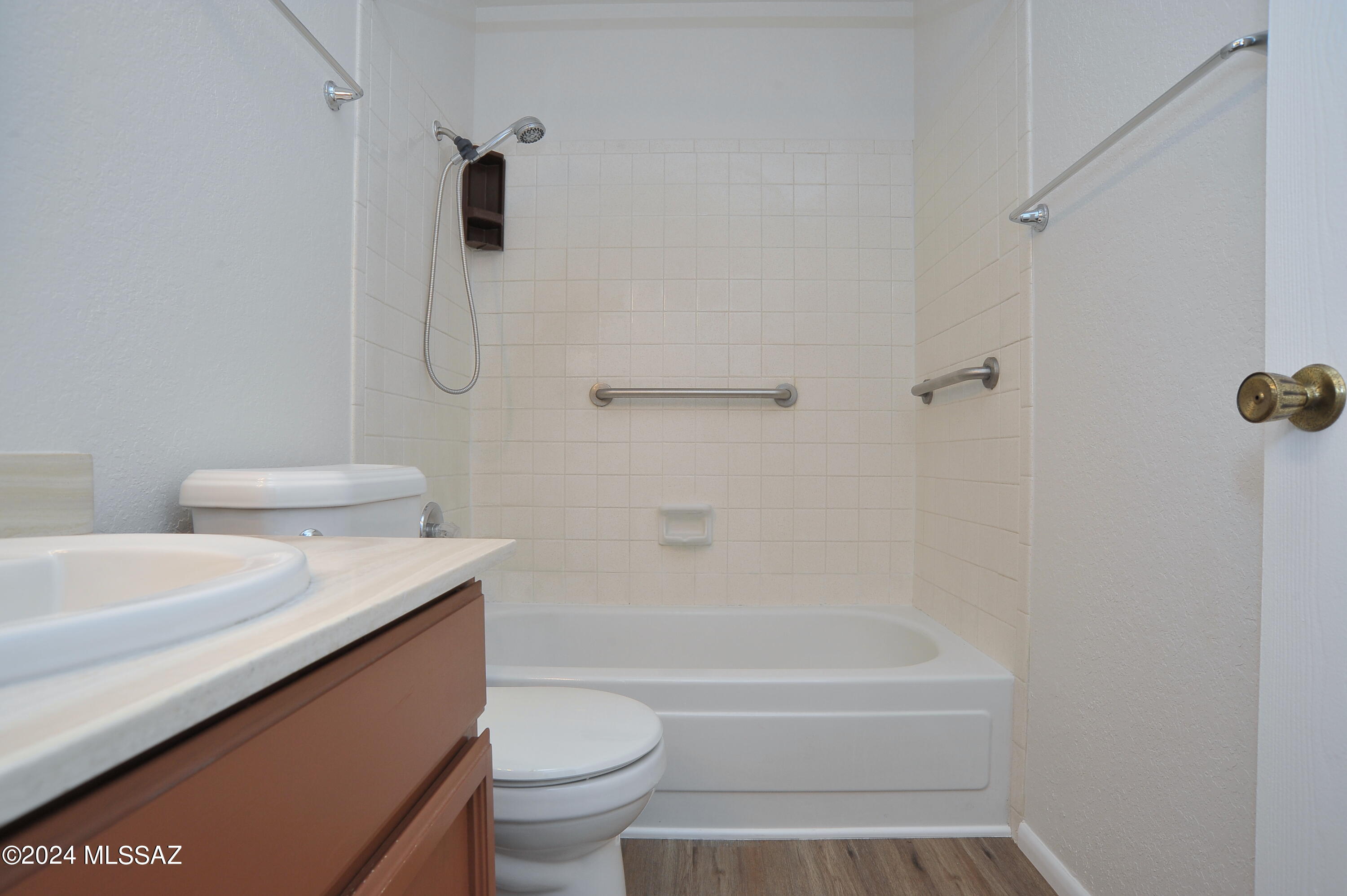 Briargate Resub. (1-126) - Residential Lease