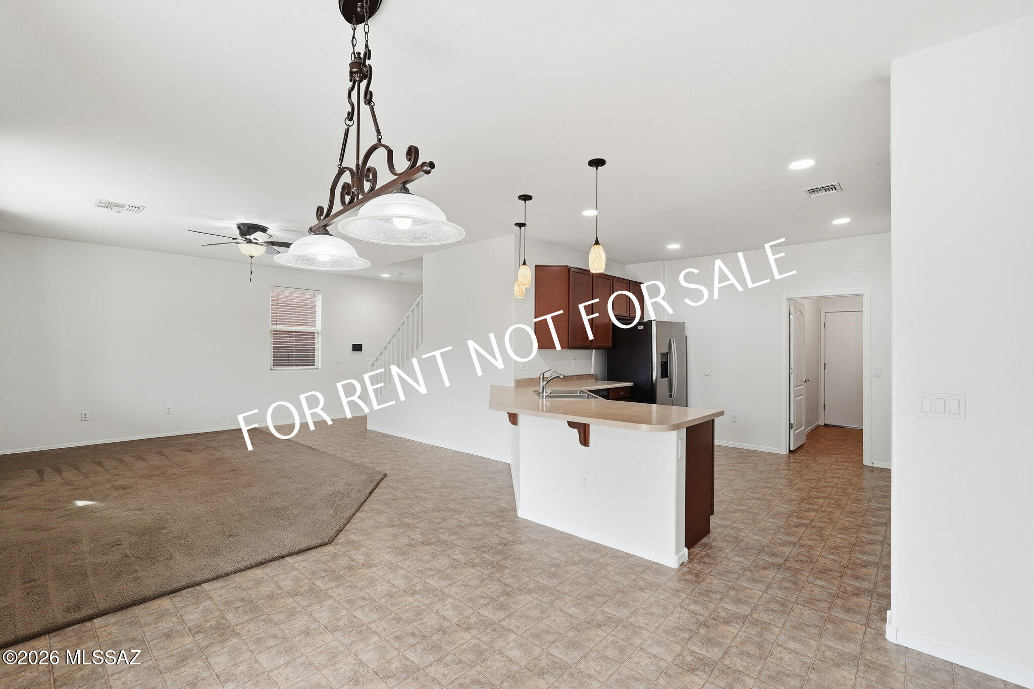 Mountain Vail Estates (136-501) - Residential Lease