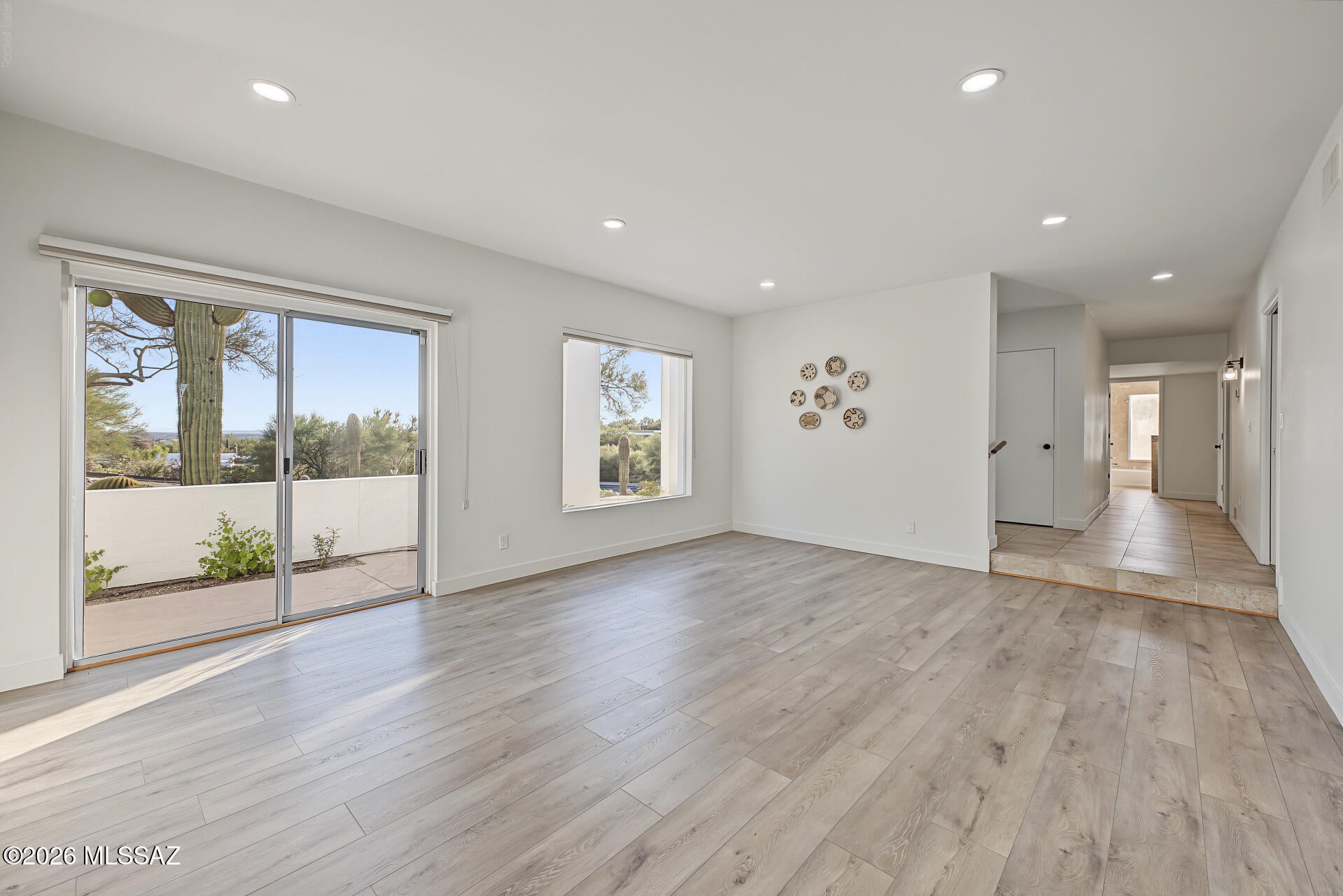 5805 E Paseo San Valentine