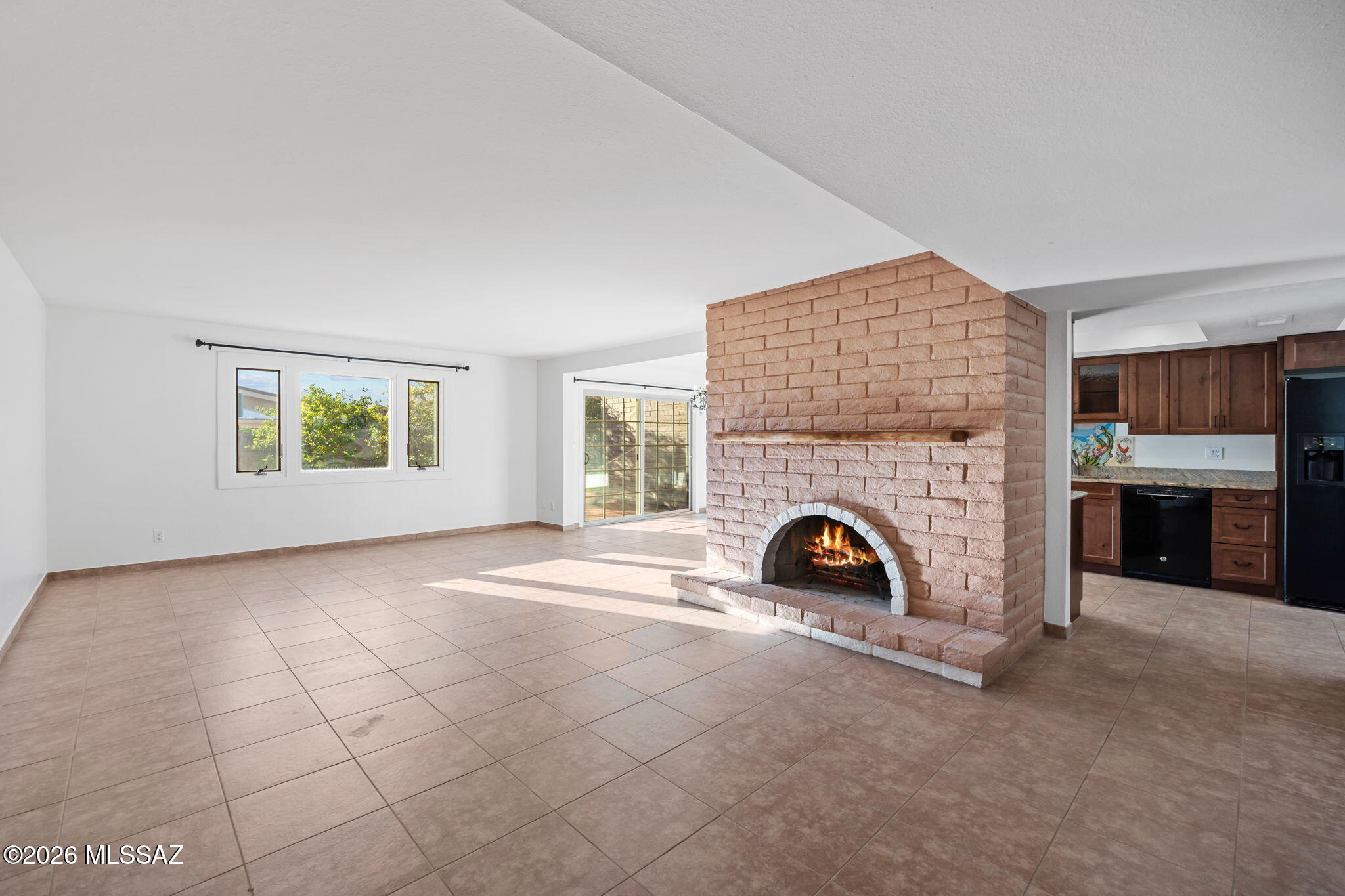 5625 N Camino De La Noche