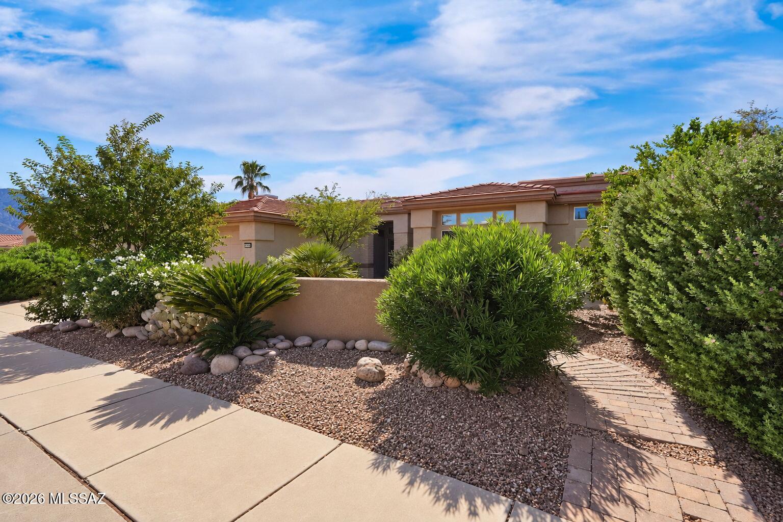 2196 E Sahuarita Wash Way