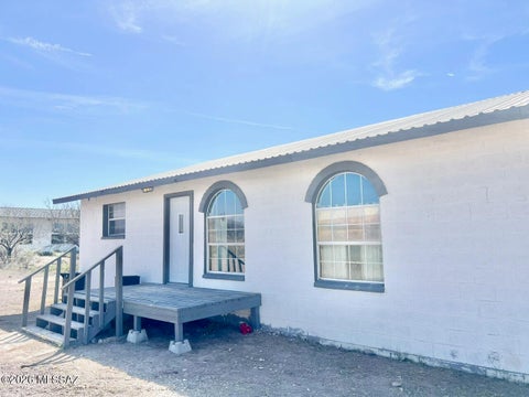Photo of 653 Old US 70, Duncan, AZ 85534 (MLS # 22622876)
