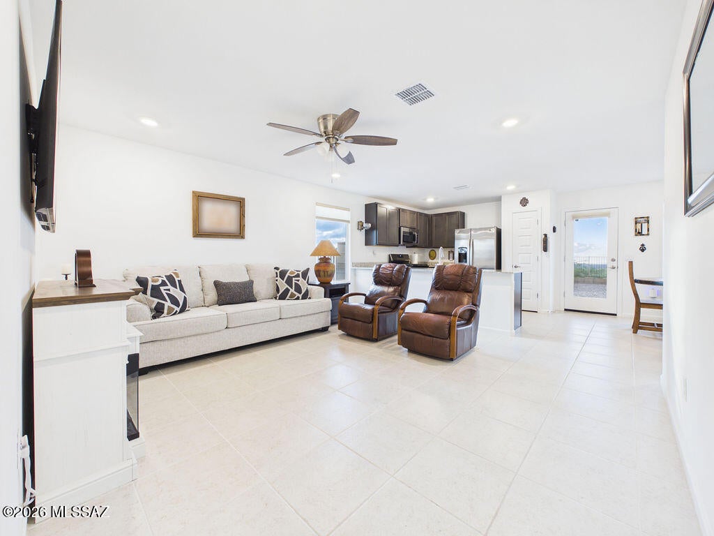 8843 E Canyon Walnut Way