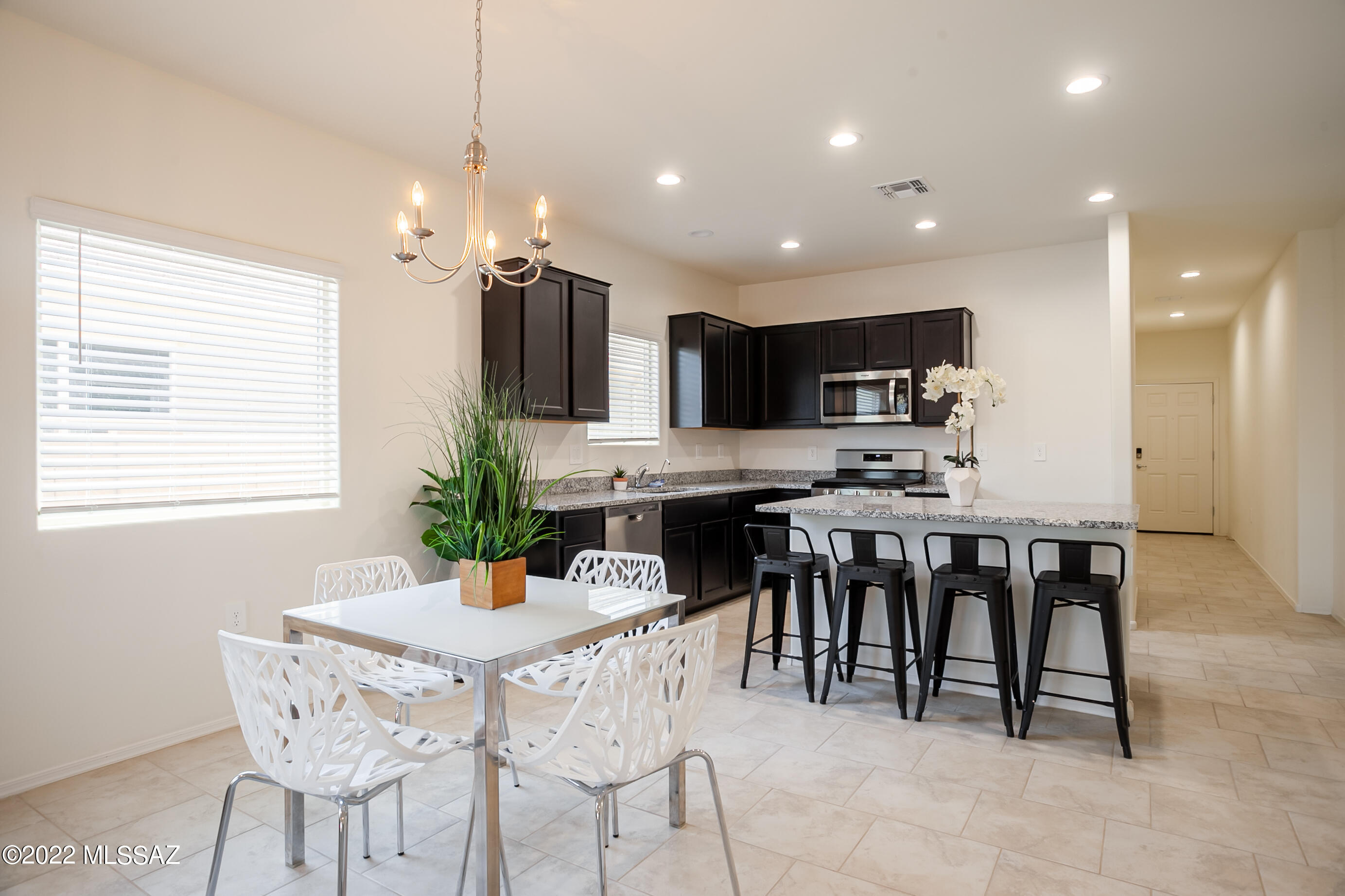 Saguaro Bloom SQ20180540069 - Residential