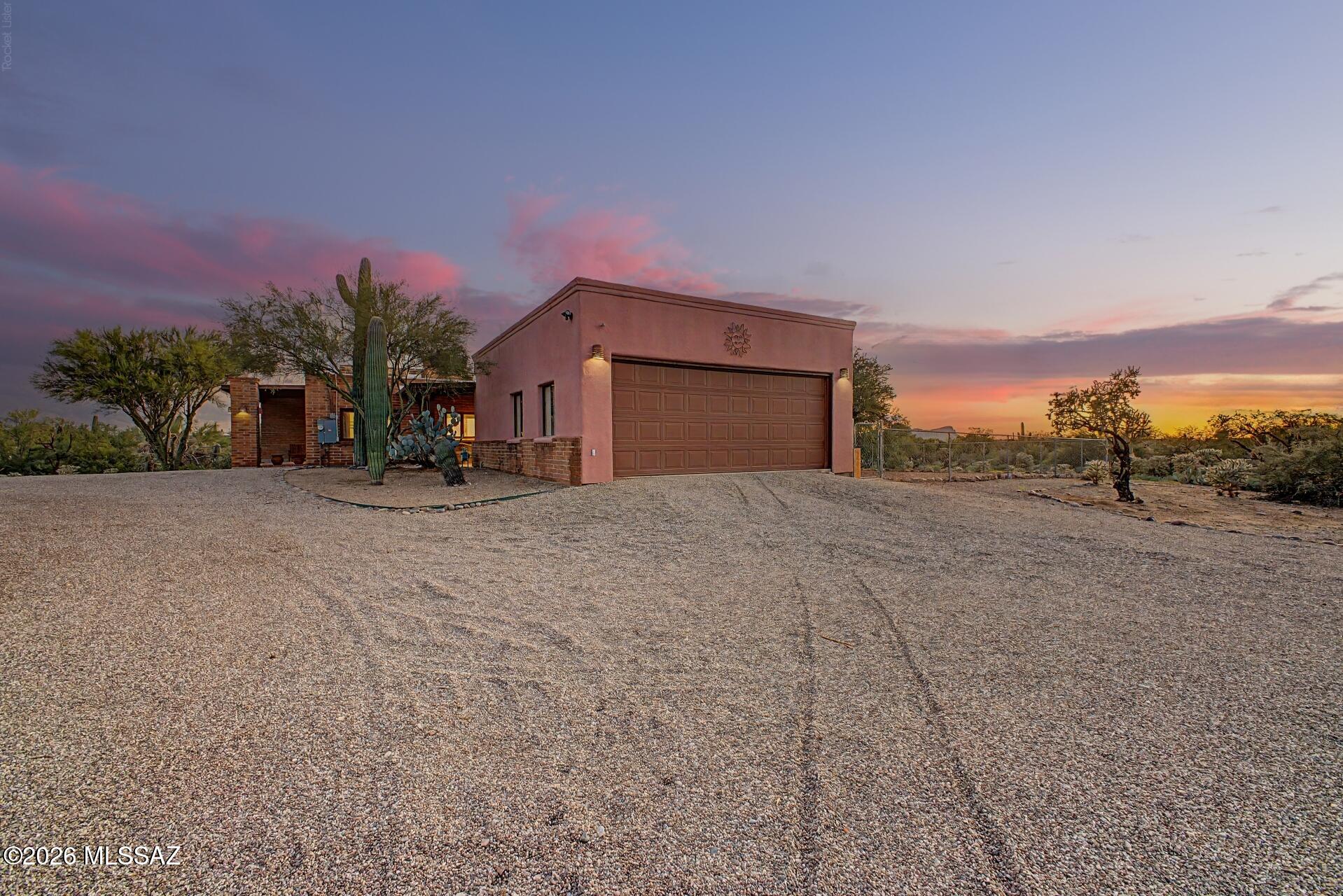 10301 N Camino De Oeste