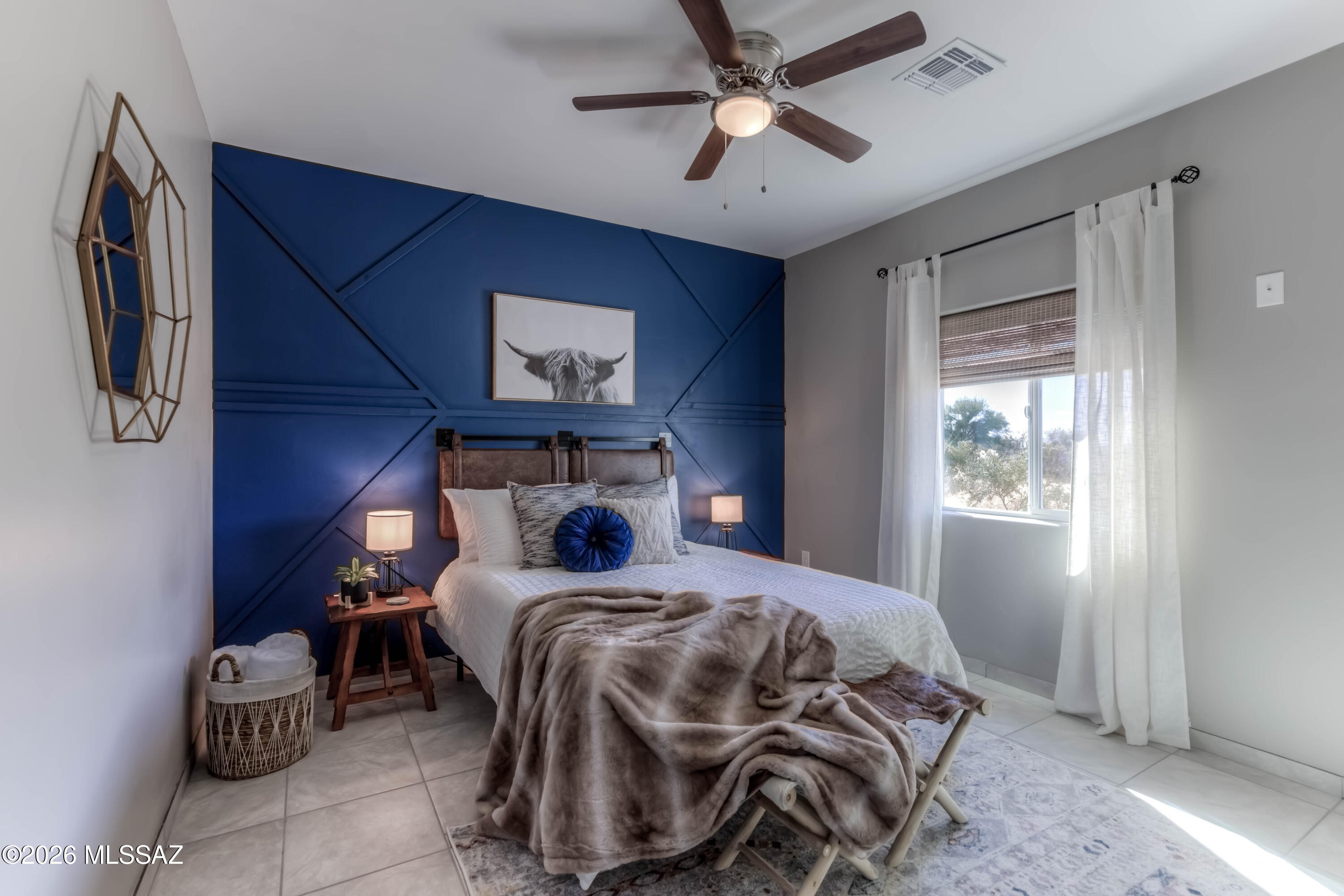 New Tucson Unit NO. 4 (1-203) - Residential