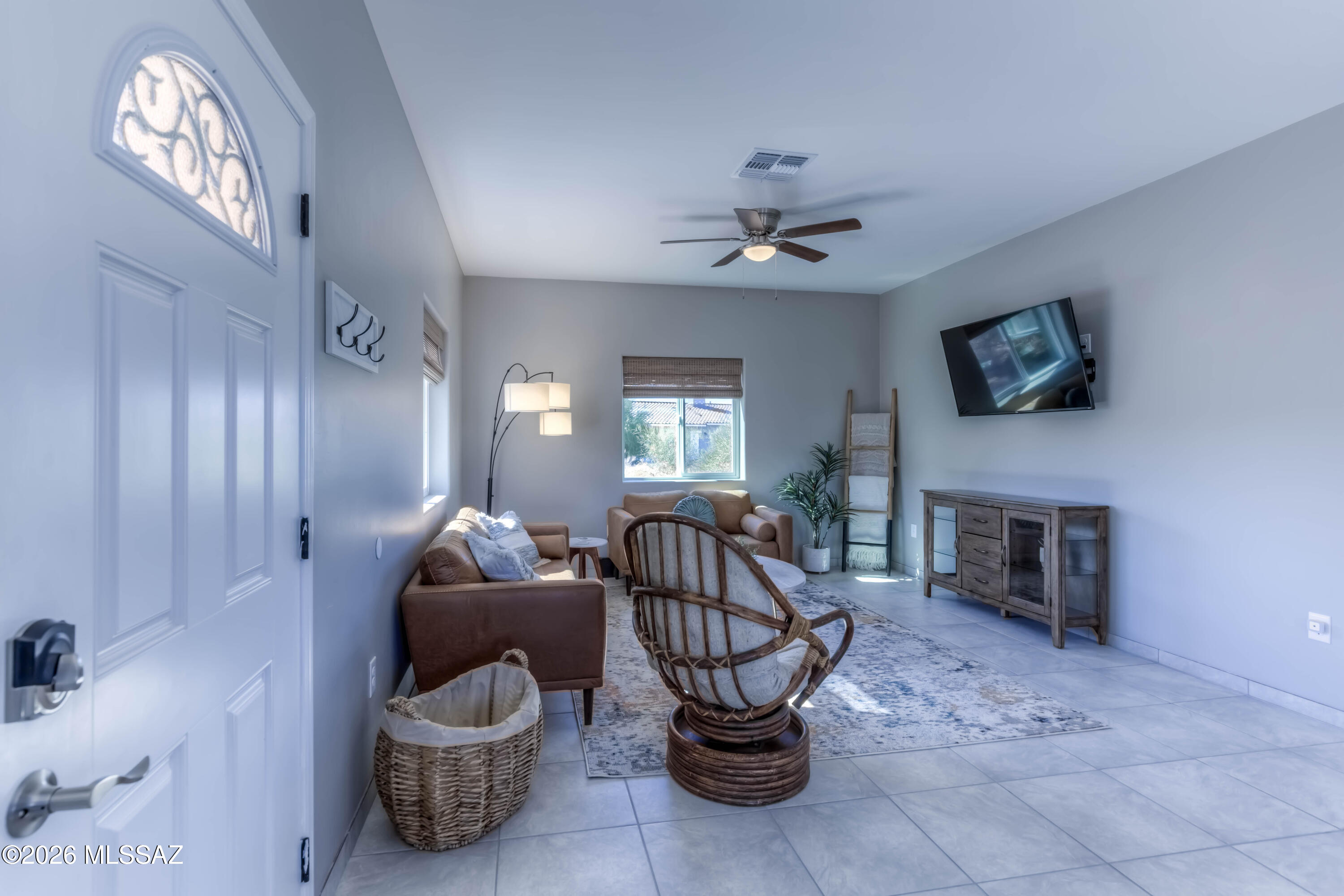 New Tucson Unit NO. 4 (1-203) - Residential