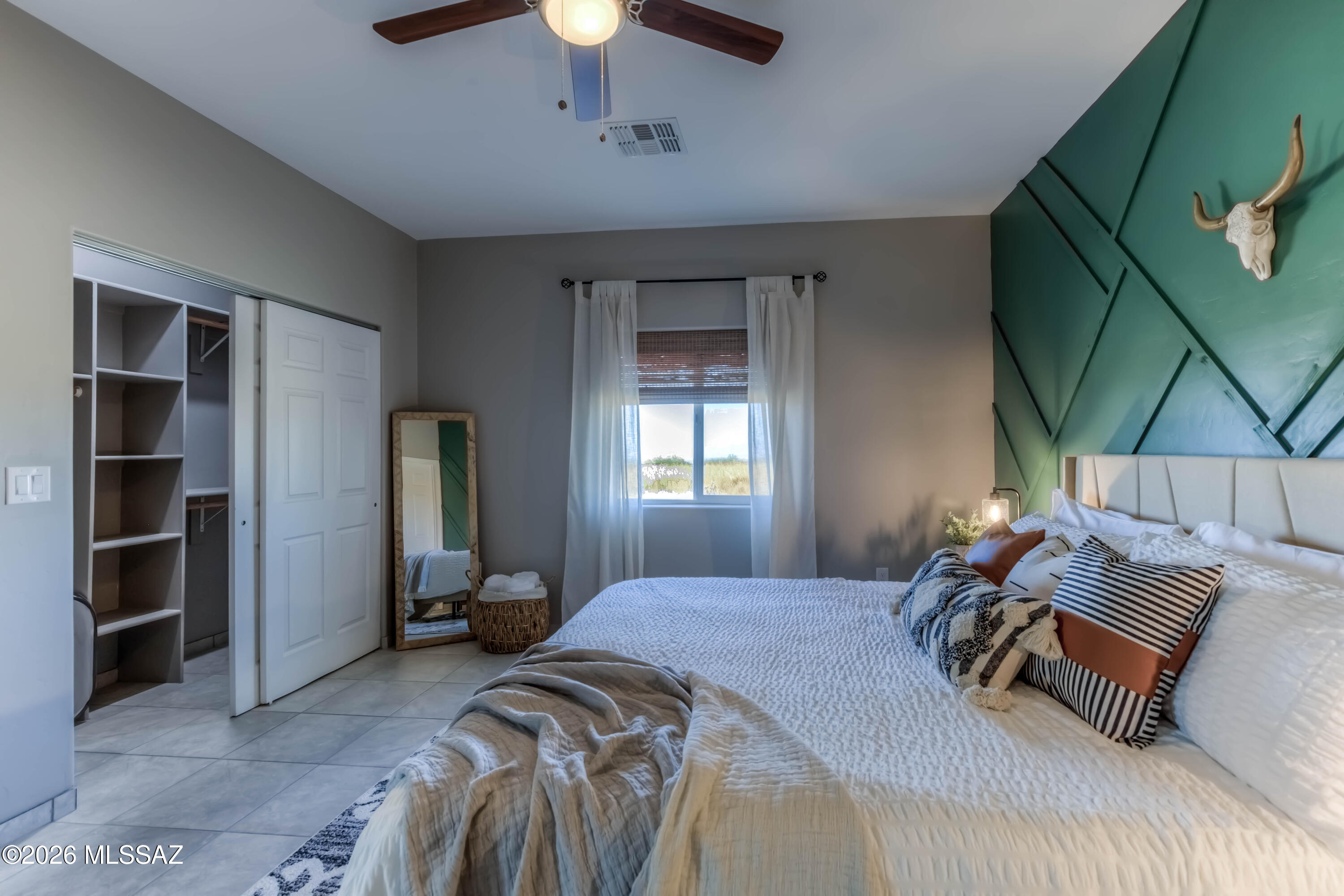 New Tucson Unit NO. 4 (1-203) - Residential