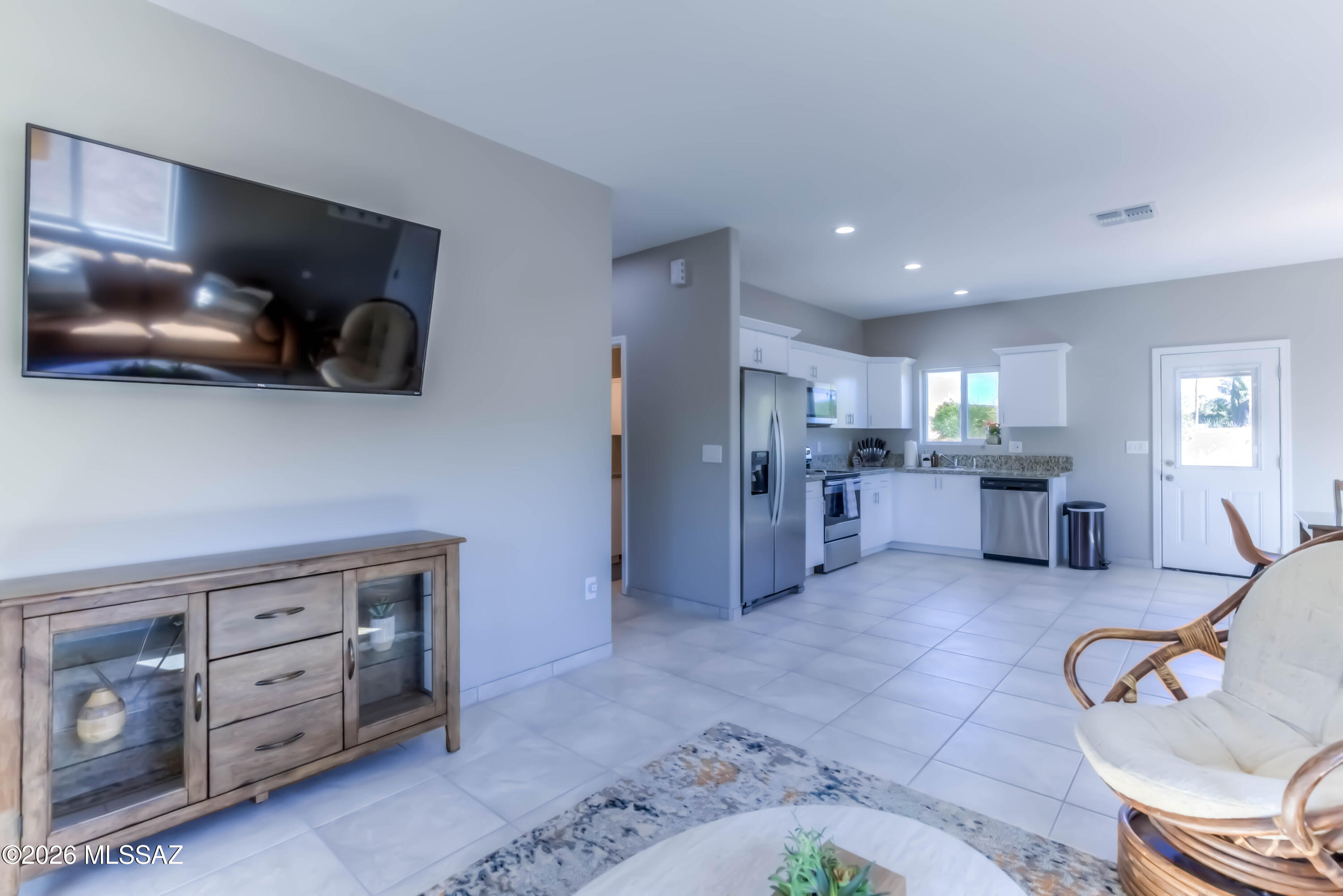 New Tucson Unit NO. 4 (1-203) - Residential