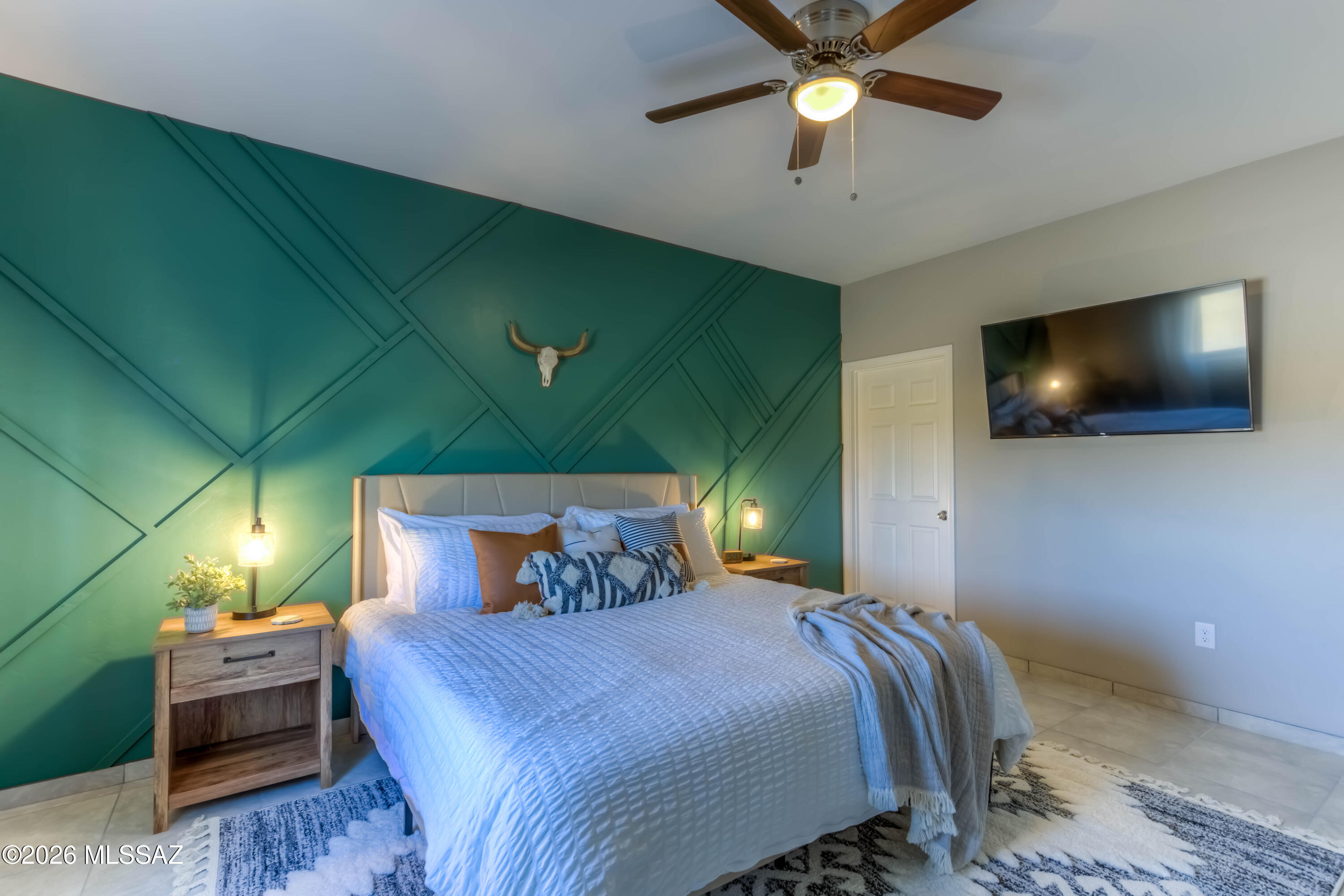 New Tucson Unit NO. 4 (1-203) - Residential