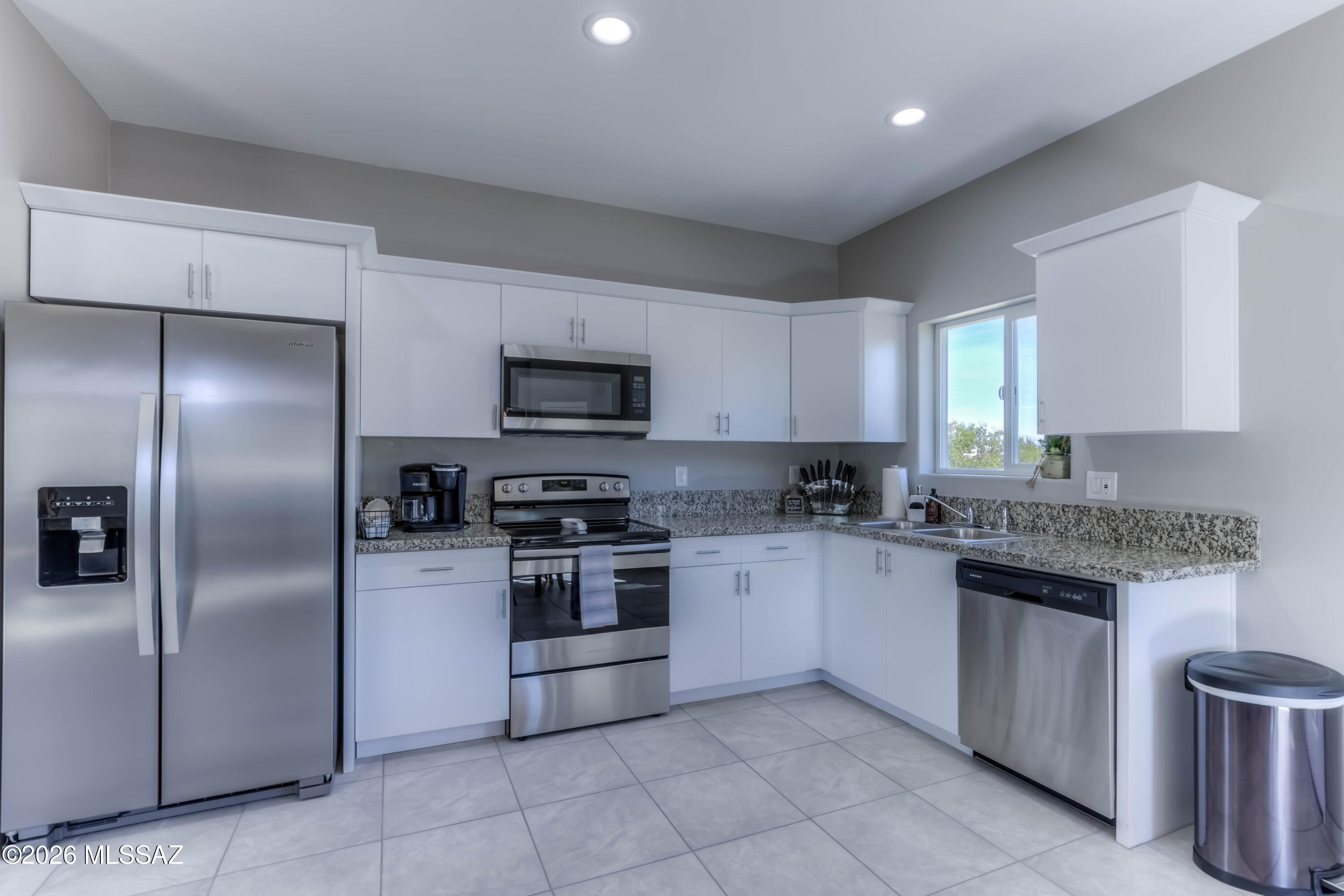 New Tucson Unit NO. 4 (1-203) - Residential
