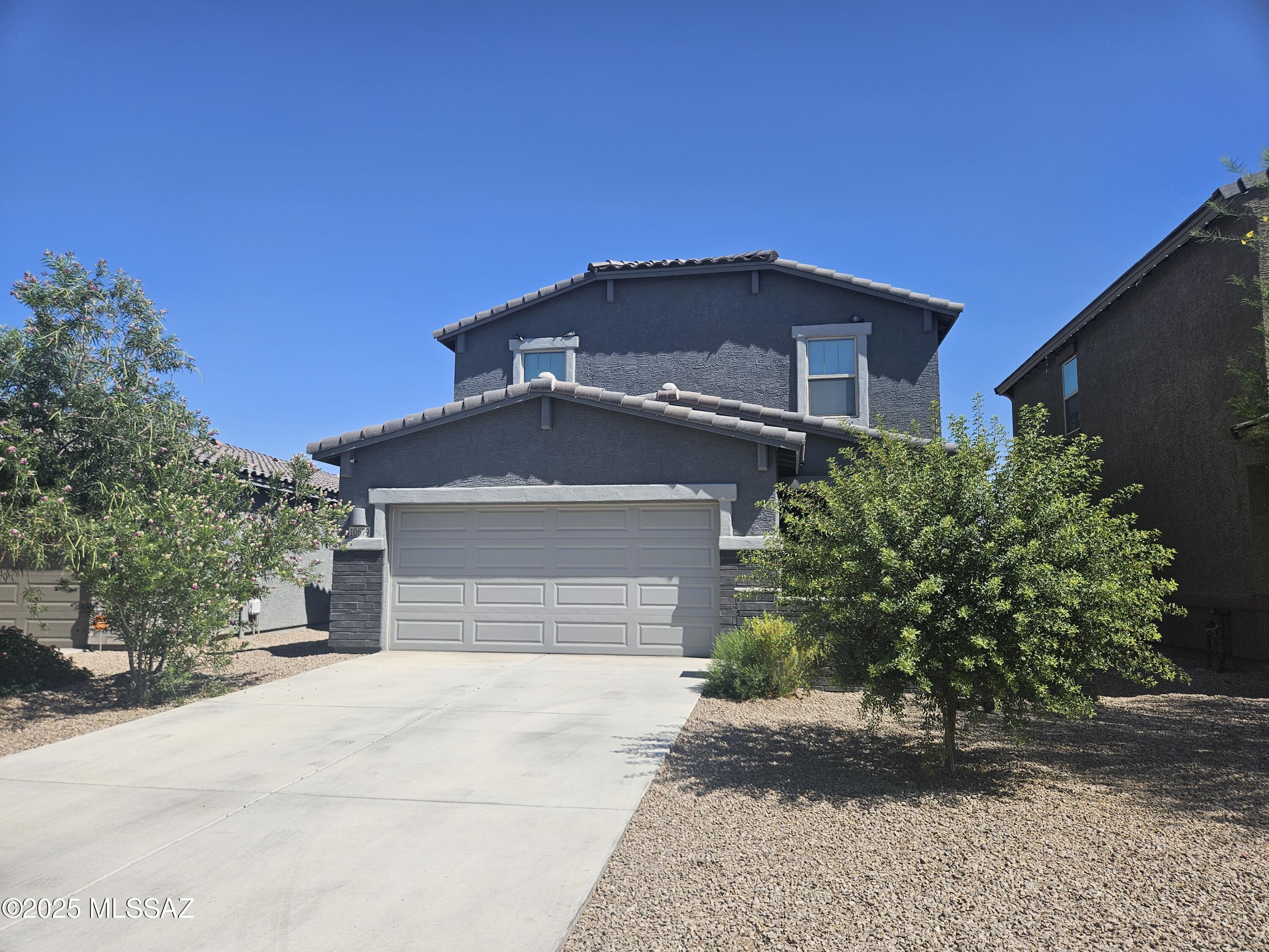 Gladden Farms BLK 10 (1-84) - Residential Lease