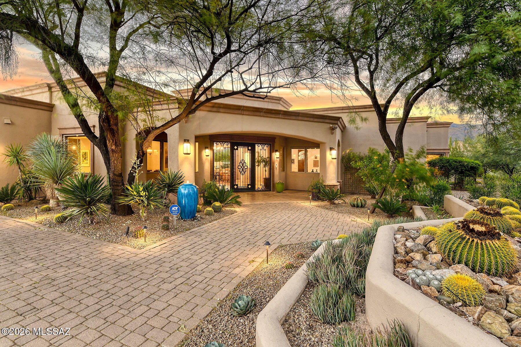 4645 N Placita Roca Blanca