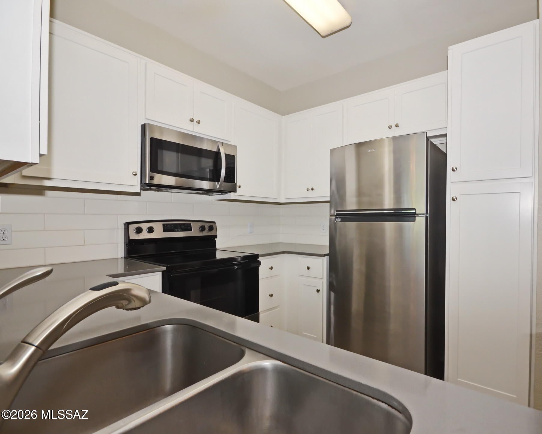 1500 E Pusch Wilderness Drive 7102