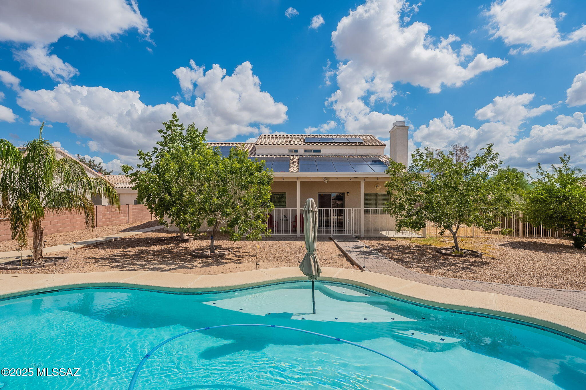 Las Lindas(1-76) - Residential