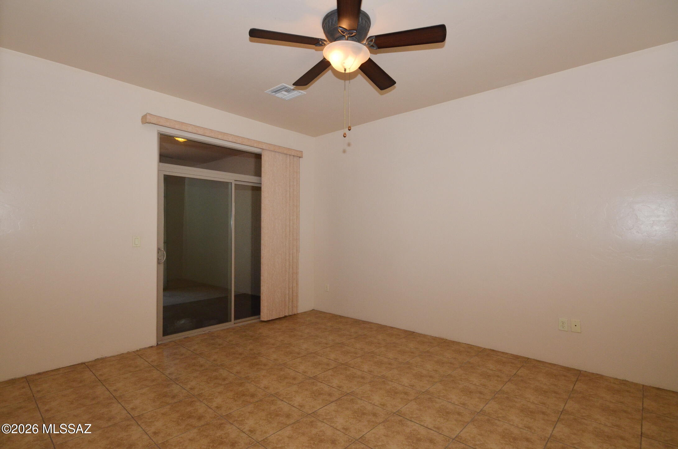Kinney Village (1-112) - Residential