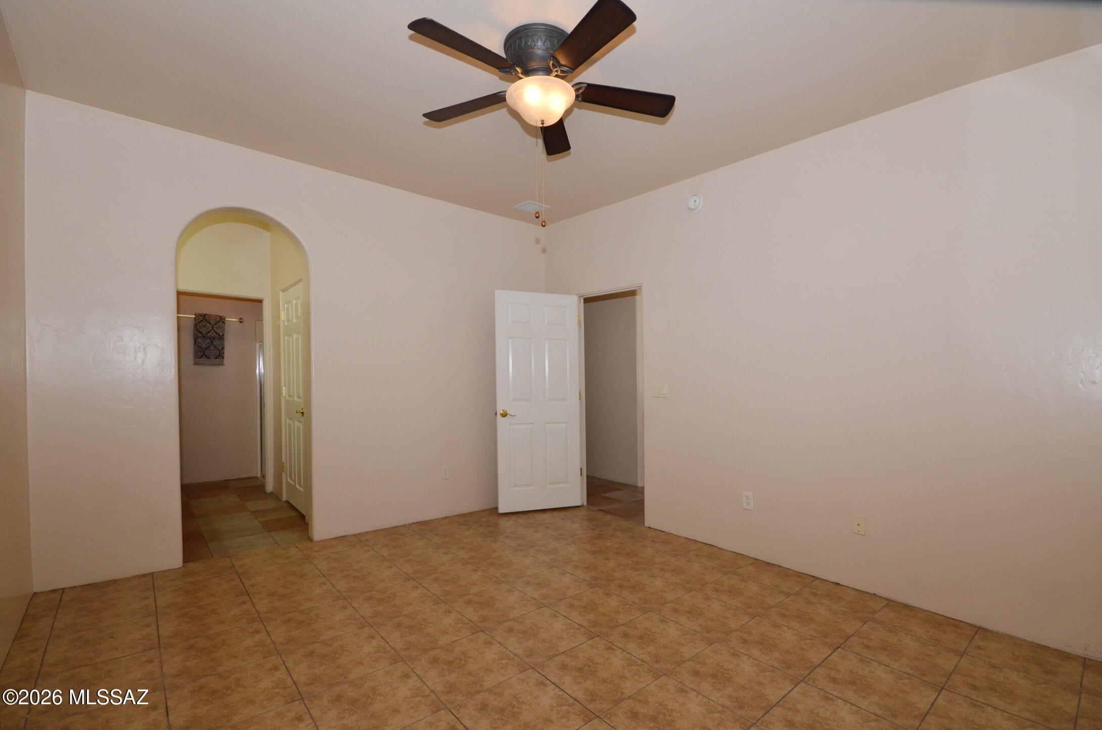 Kinney Village (1-112) - Residential