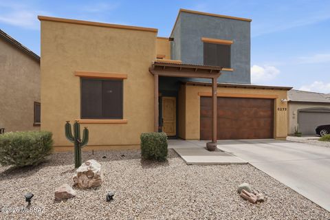 Photo of 6273 W Scotch Pine Lane, Tucson, AZ 85743 (MLS # 22613188)