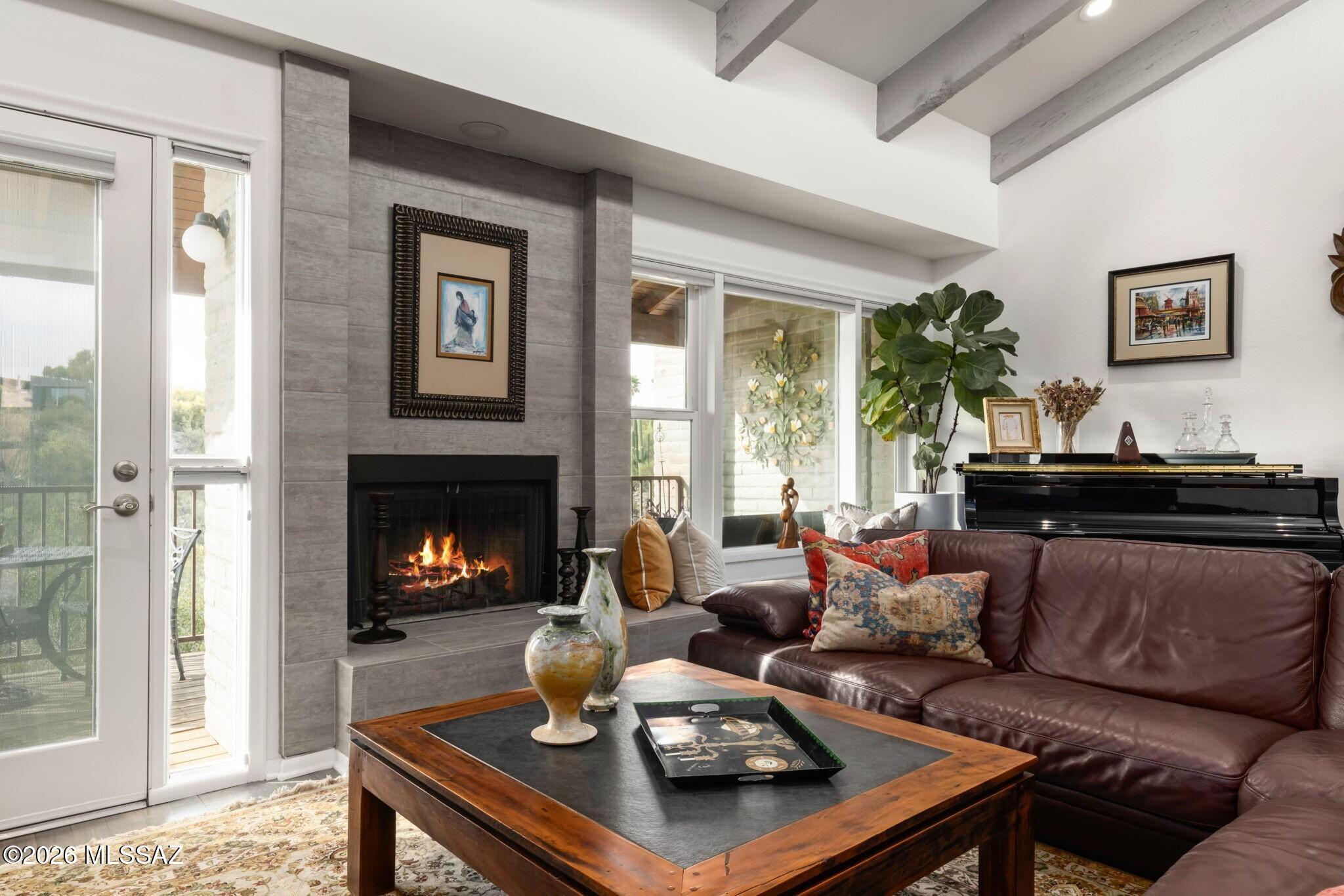 Foothills Ridge (1-33) - Residential Lease