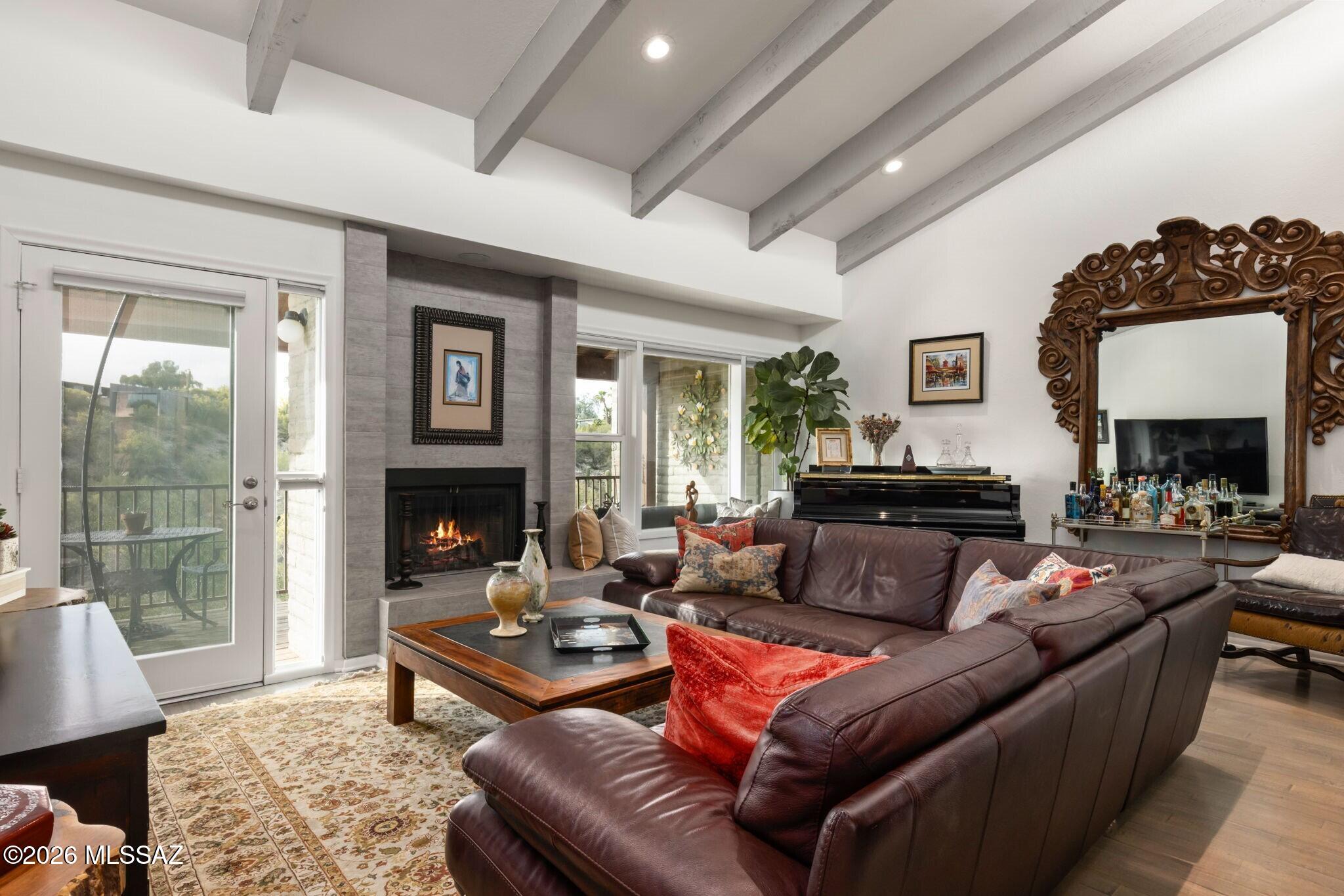 Foothills Ridge (1-33) - Residential Lease