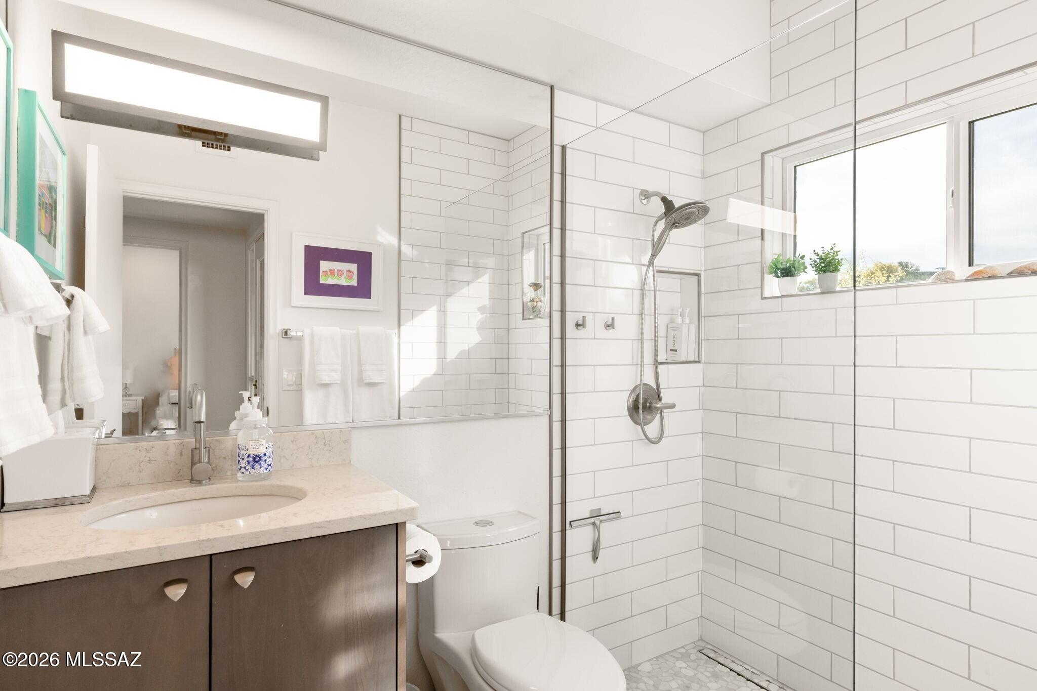Foothills Ridge (1-33) - Residential Lease