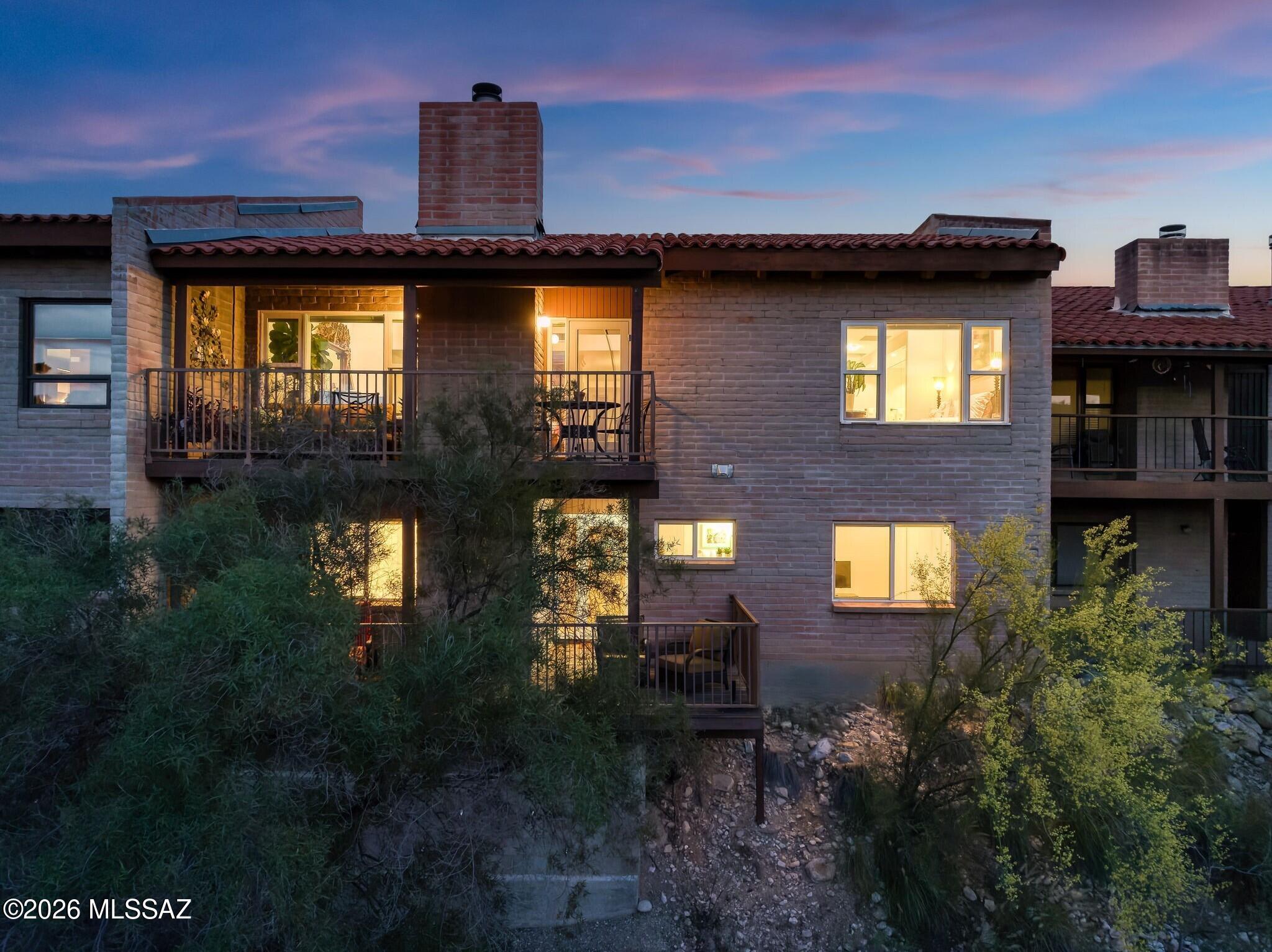 Foothills Ridge (1-33) - Residential Lease