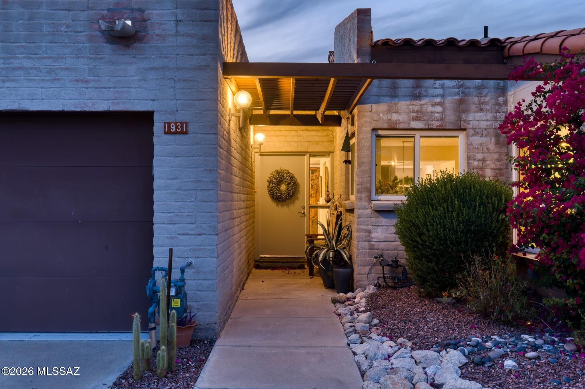 Foothills Ridge (1-33) - Residential Lease